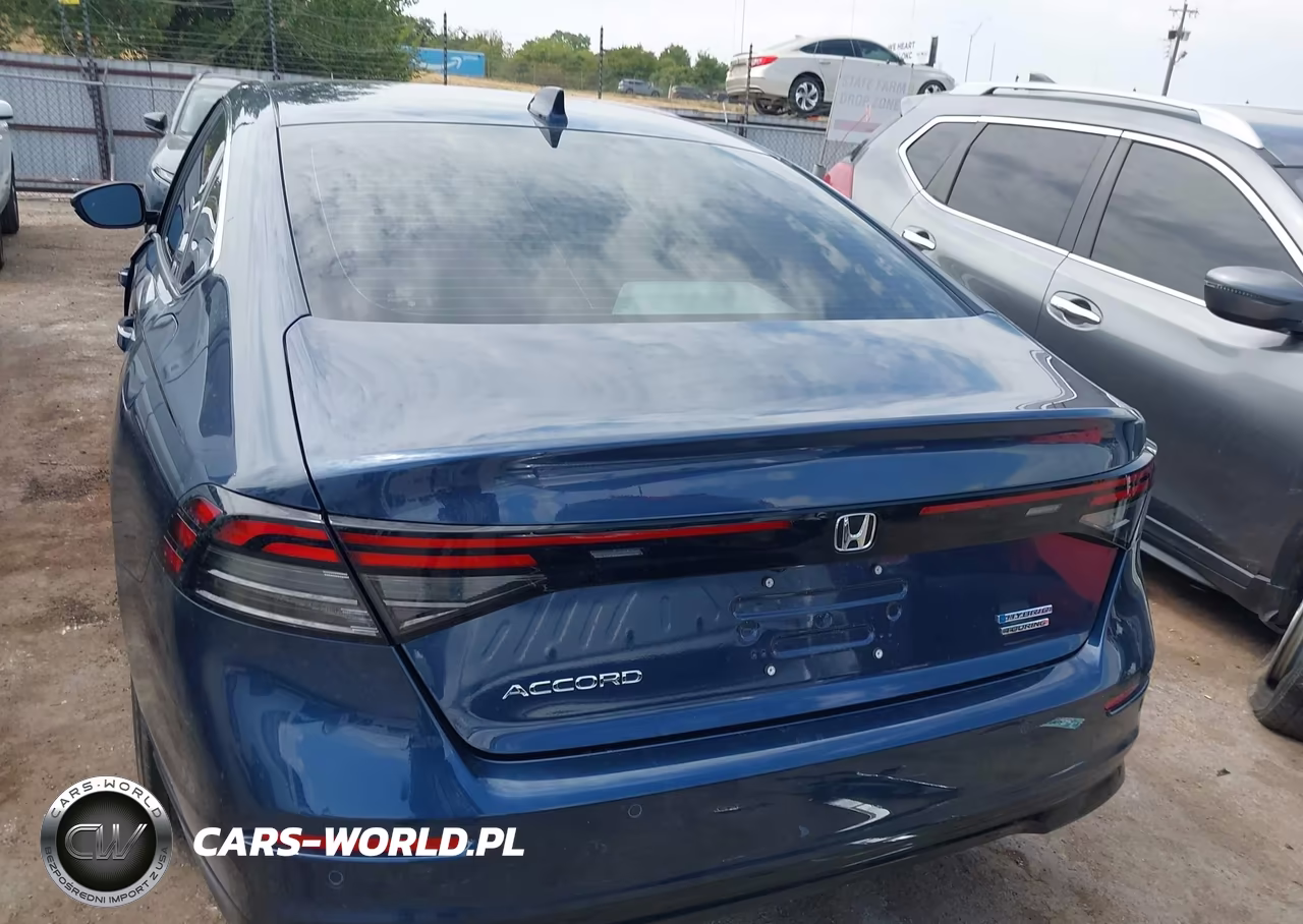 2026 Honda Accord Hybrid Touring VIN:1HGCY2F84TA027751 - 16