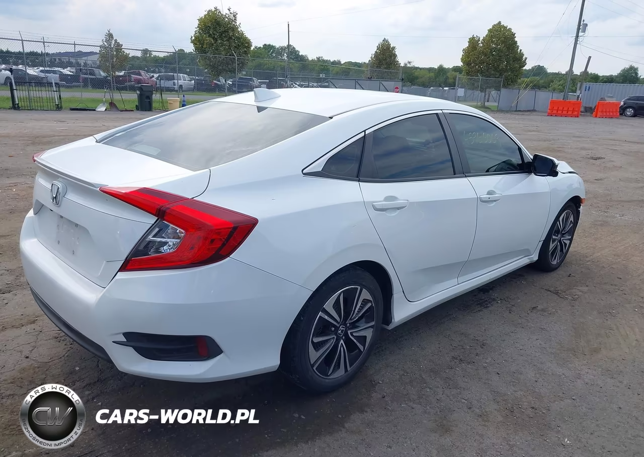 2018 Honda Civic Ex-L VIN:JHMFC1F77JX041034 - 4