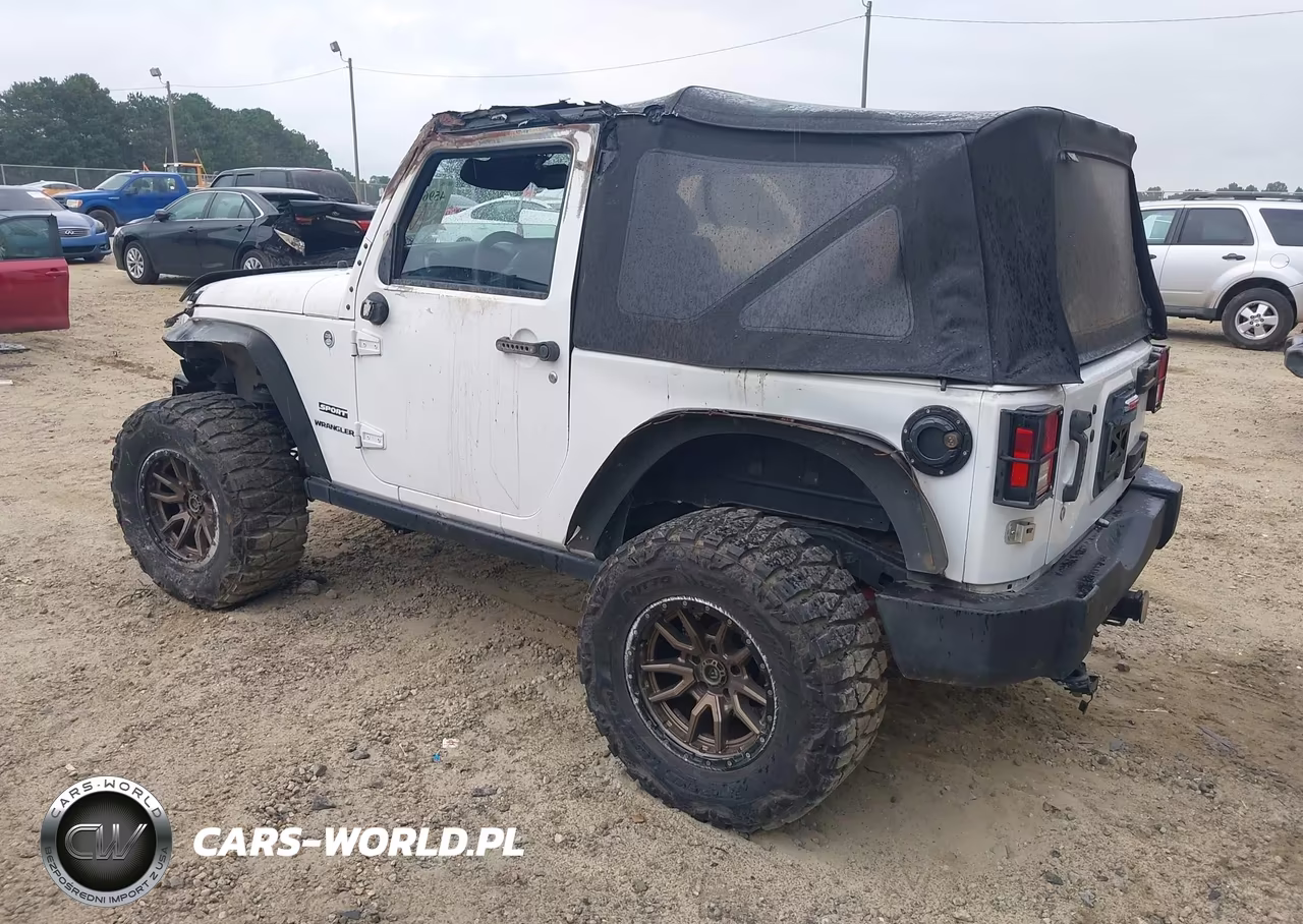2013 Jeep Wrangler Sport VIN:1C4AJWAG4DL538673 - 3