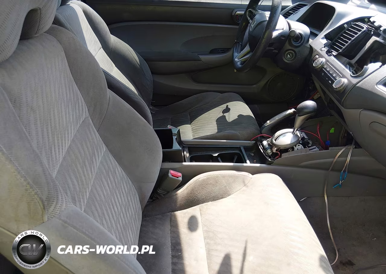 2010 Honda Civic Lx VIN:2HGFG1B63AH531947 - 5