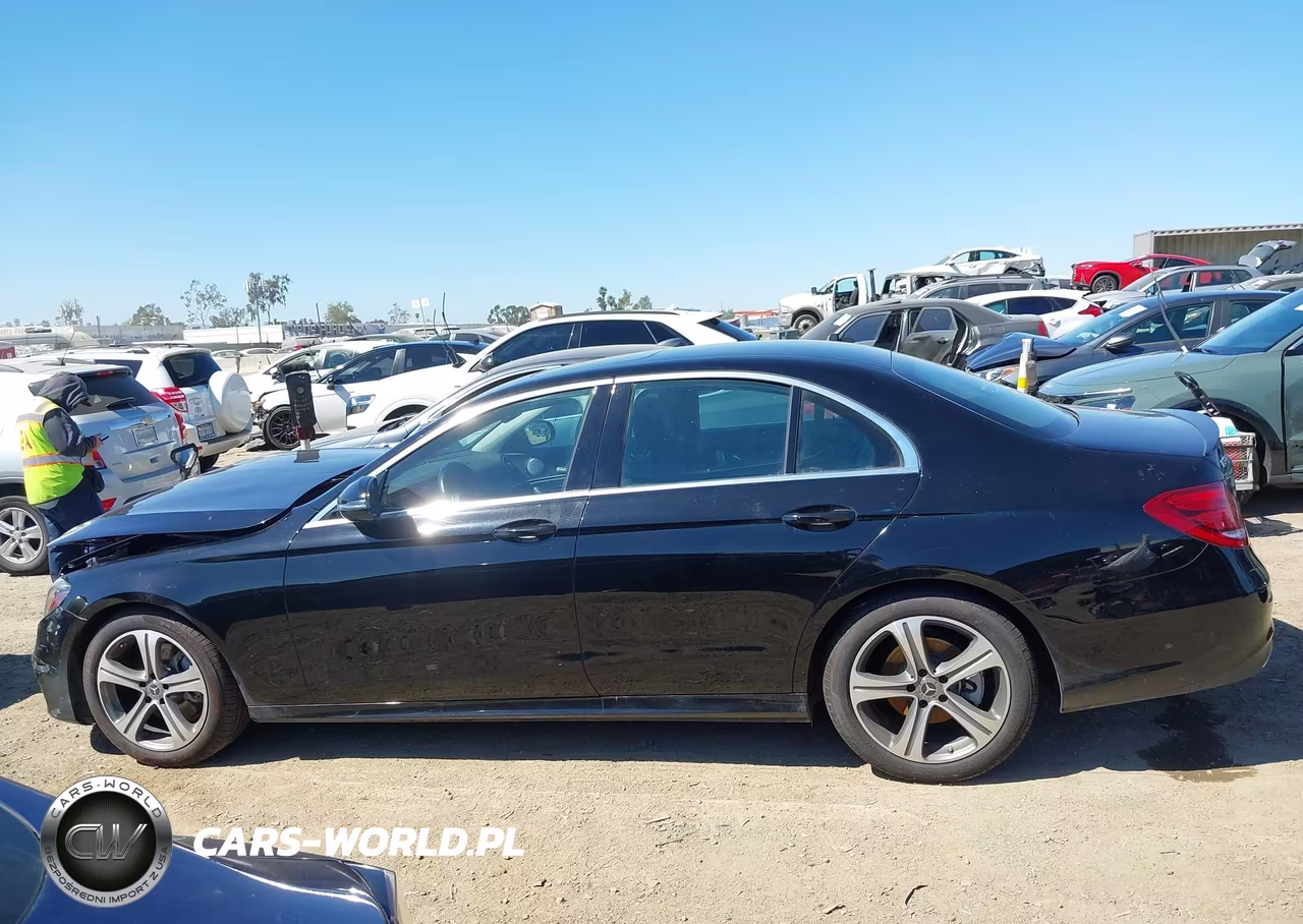 2019 Mercedes-Benz E 300 VIN:WDDZF4JB5KA678940 - 13