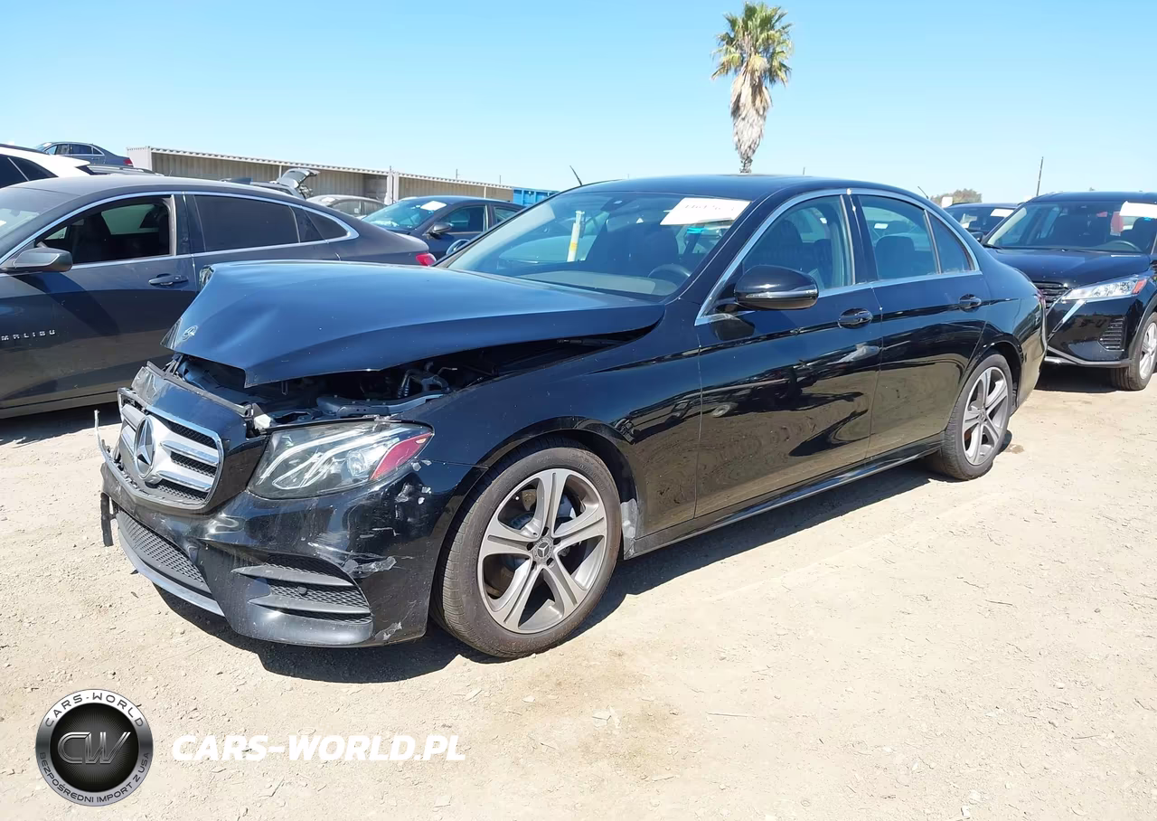 2019 Mercedes-Benz E 300 VIN:WDDZF4JB5KA678940 - 2