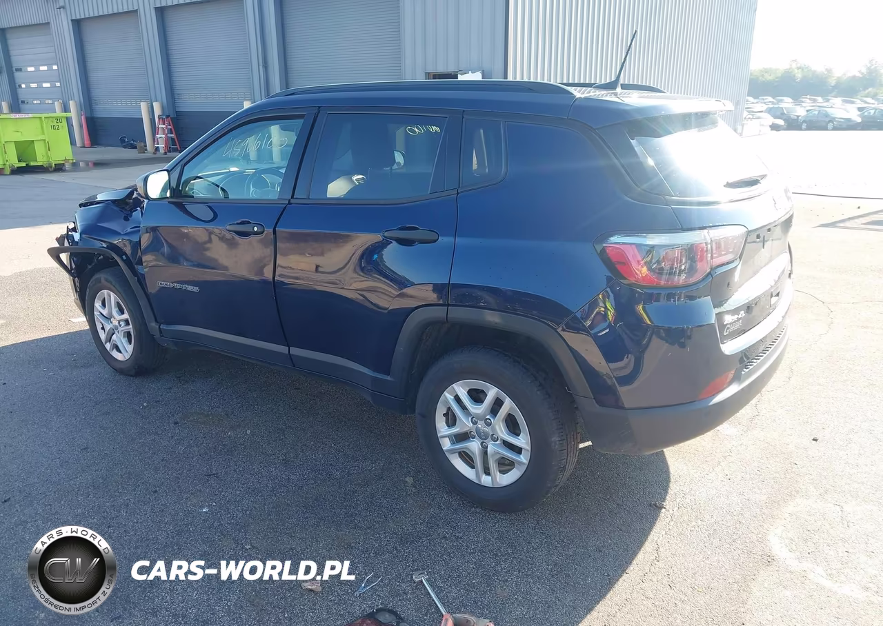 2018 Jeep Compass Sport 4X4 VIN:3C4NJDAB3JT168598 - 3