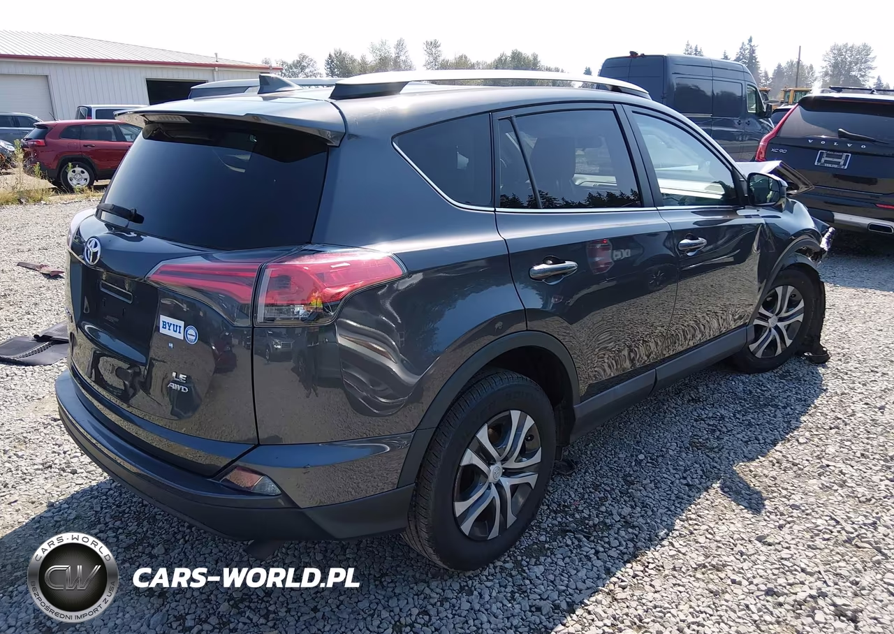 2017 Toyota Rav4 Le VIN:2T3BFREV6HW602621 - 4