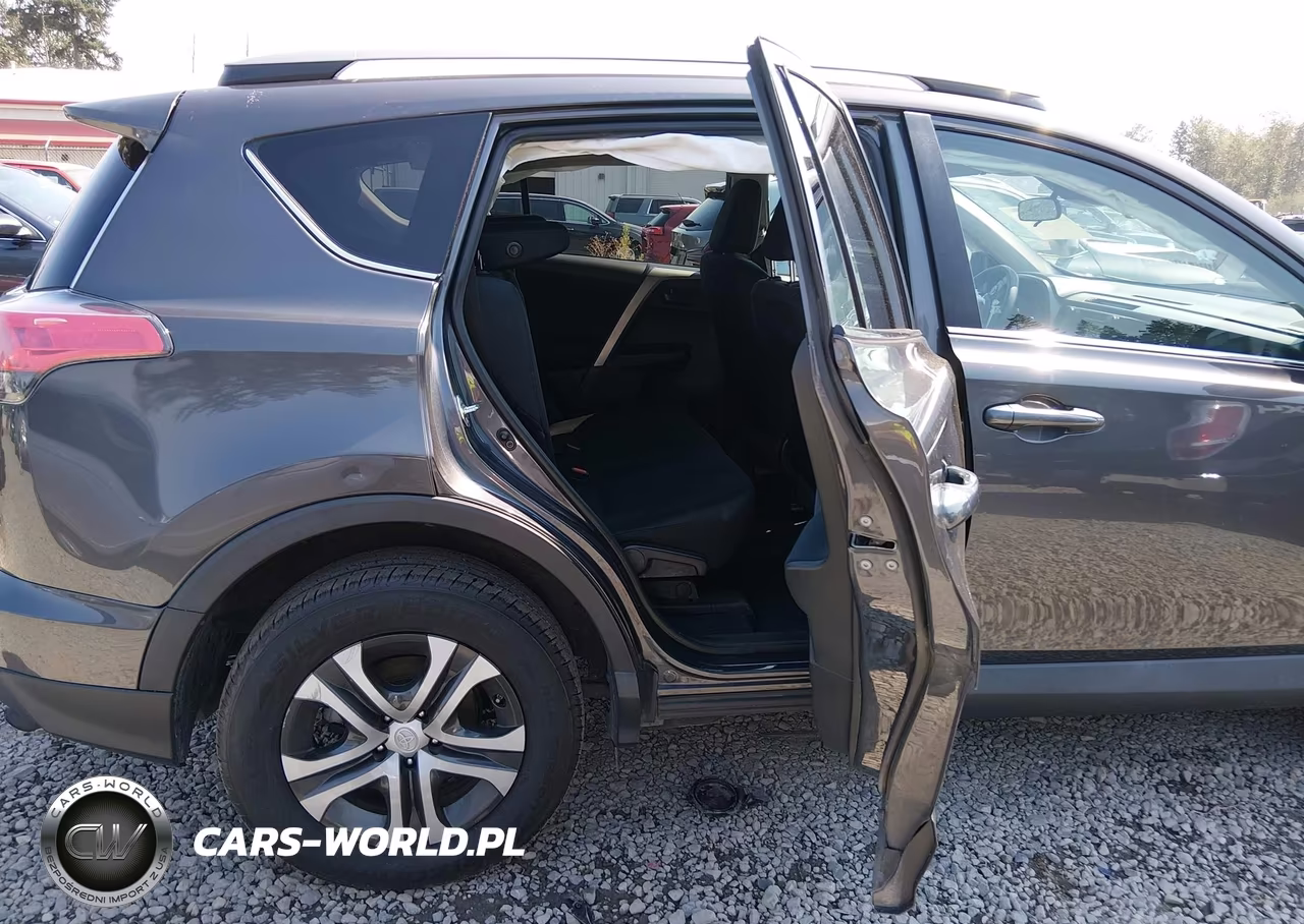 2017 Toyota Rav4 Le VIN:2T3BFREV6HW602621 - 8