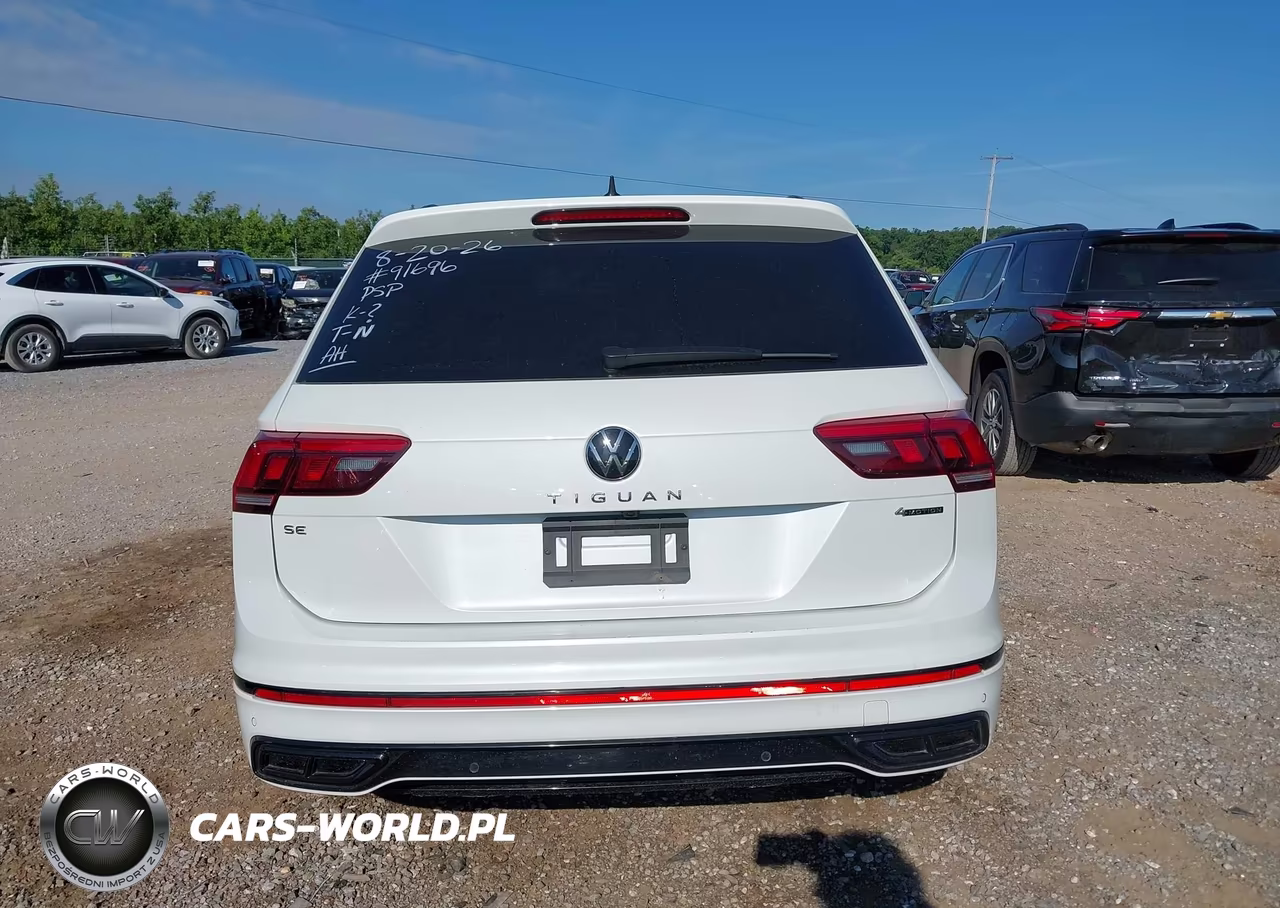 2024 Volkswagen Tiguan 2.0T Se R-Line Black VIN:3VV8B7AX0RM079098 - 16