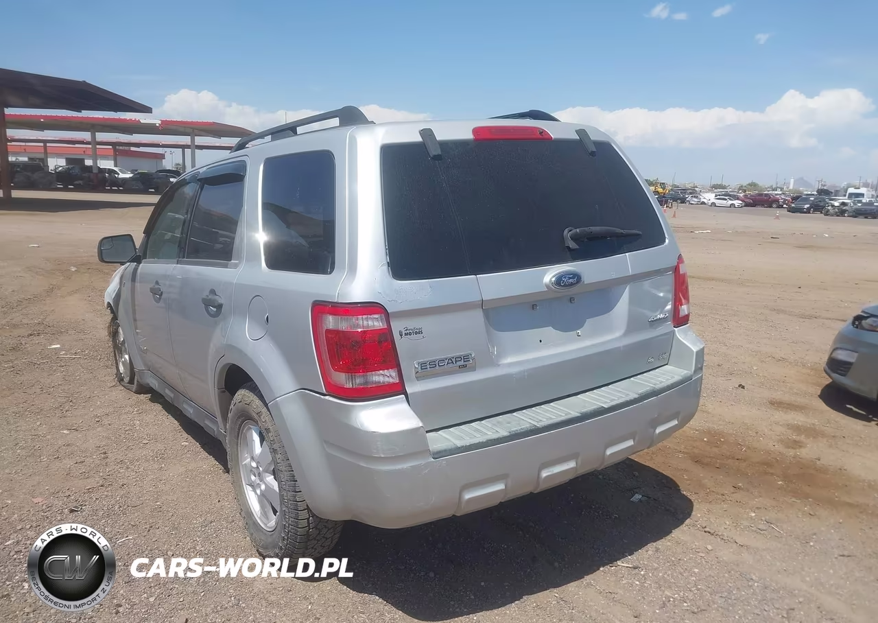 2008 Ford Escape Xlt VIN:1FMCU93198KA45878 - 3