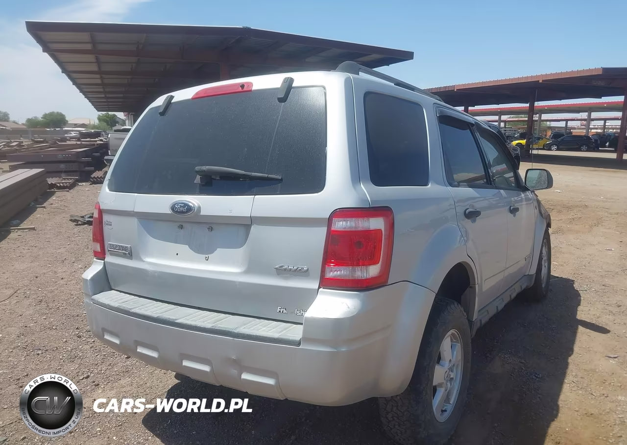 2008 Ford Escape Xlt VIN:1FMCU93198KA45878 - 4