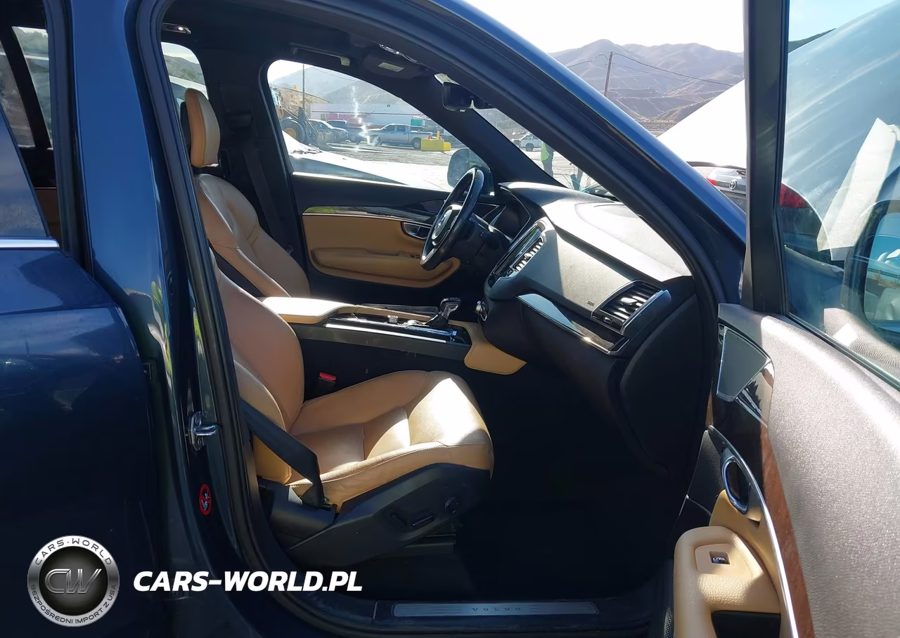 2018 Volvo Xc90 T6 Momentum VIN:YV4A22PK9J1387965 - 5