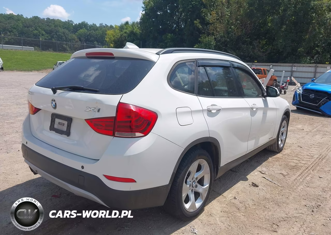 2013 BMW X1 Sdrive28I VIN:WBAVM1C55DVW45160 - 4