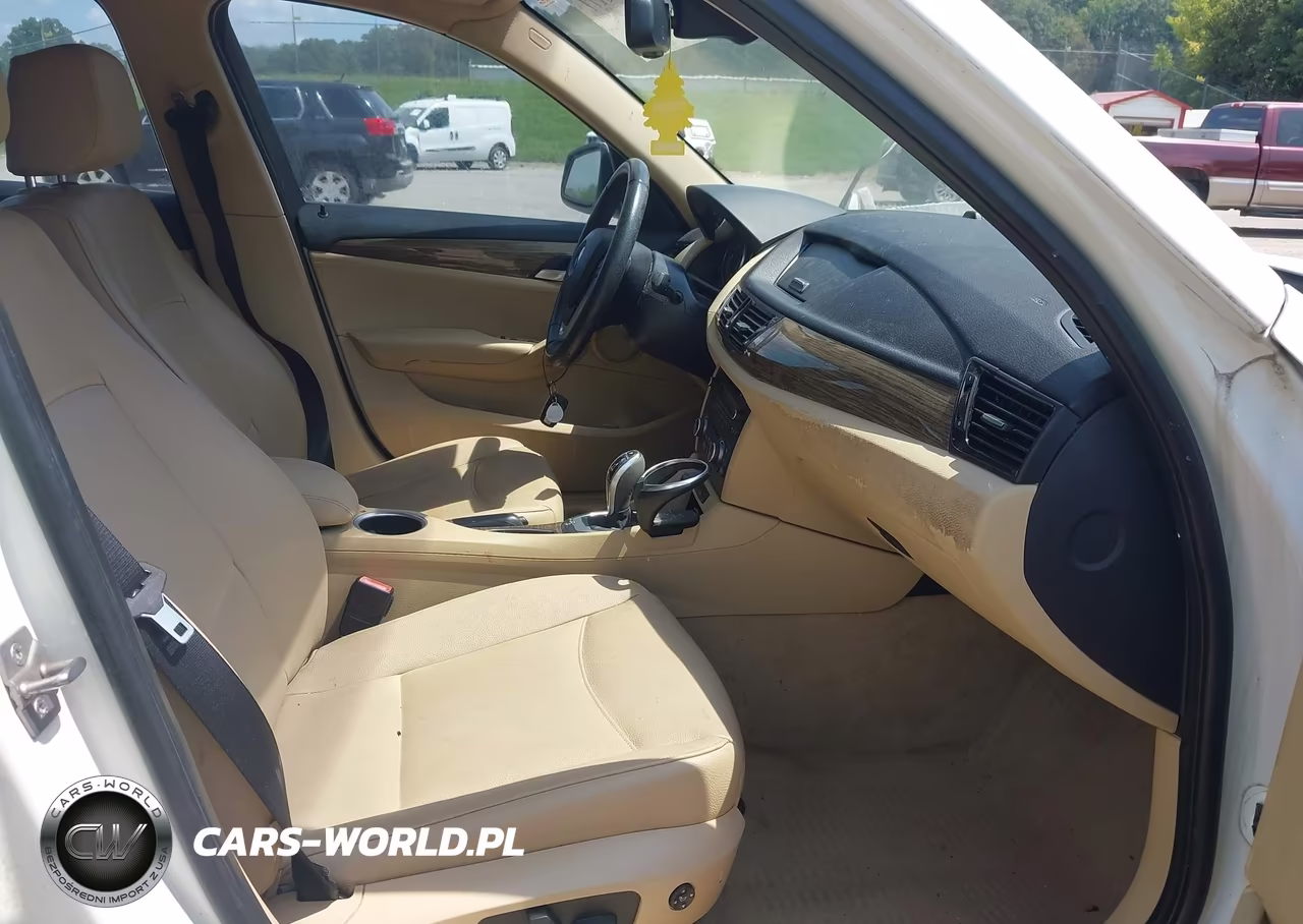 2013 BMW X1 Sdrive28I VIN:WBAVM1C55DVW45160 - 5