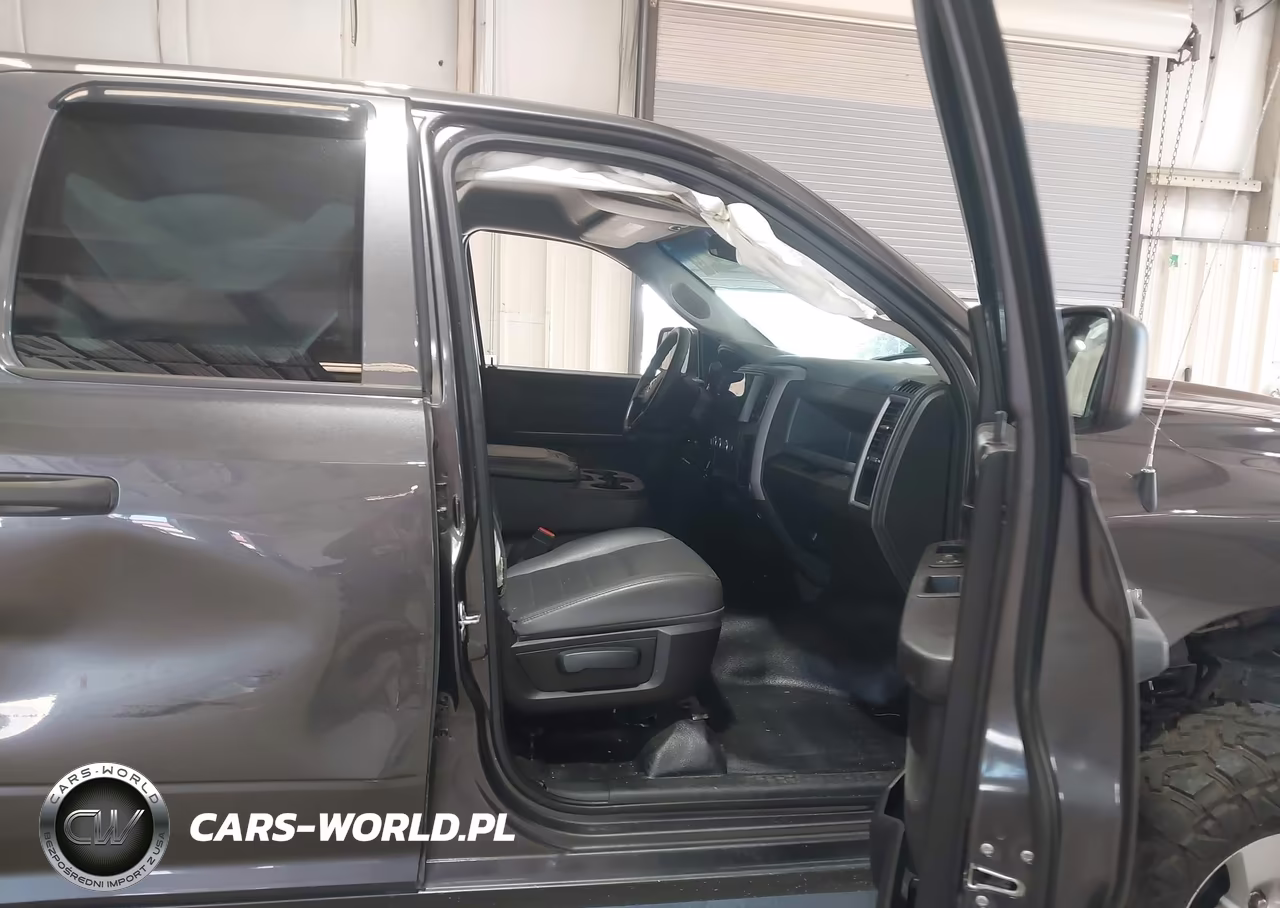2016 Ram 1500 Tradesman VIN:1C6RR7FT7GS126966 - 5