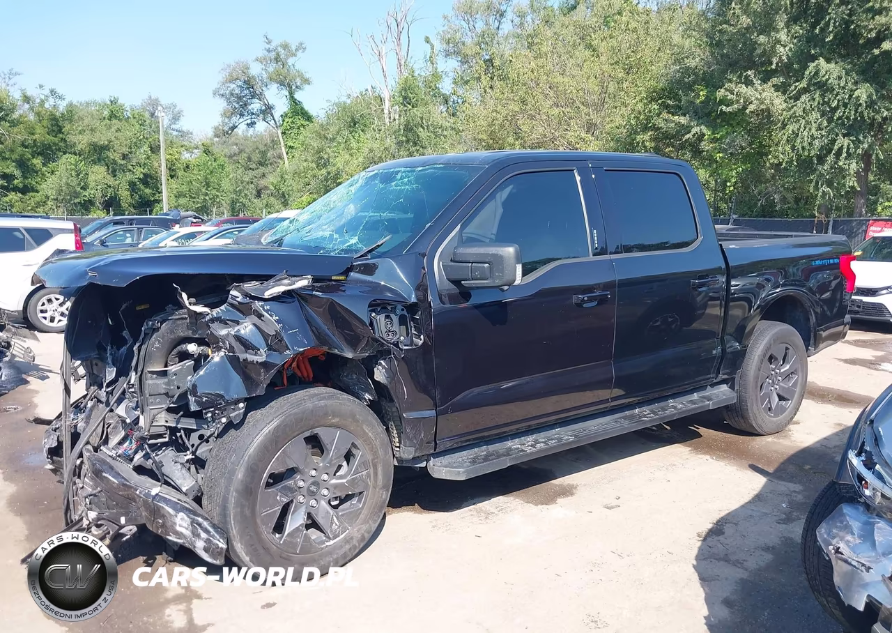 2023 Ford F-150 Lightning Xlt VIN:1FT6W1EV2PWG61779 - 9