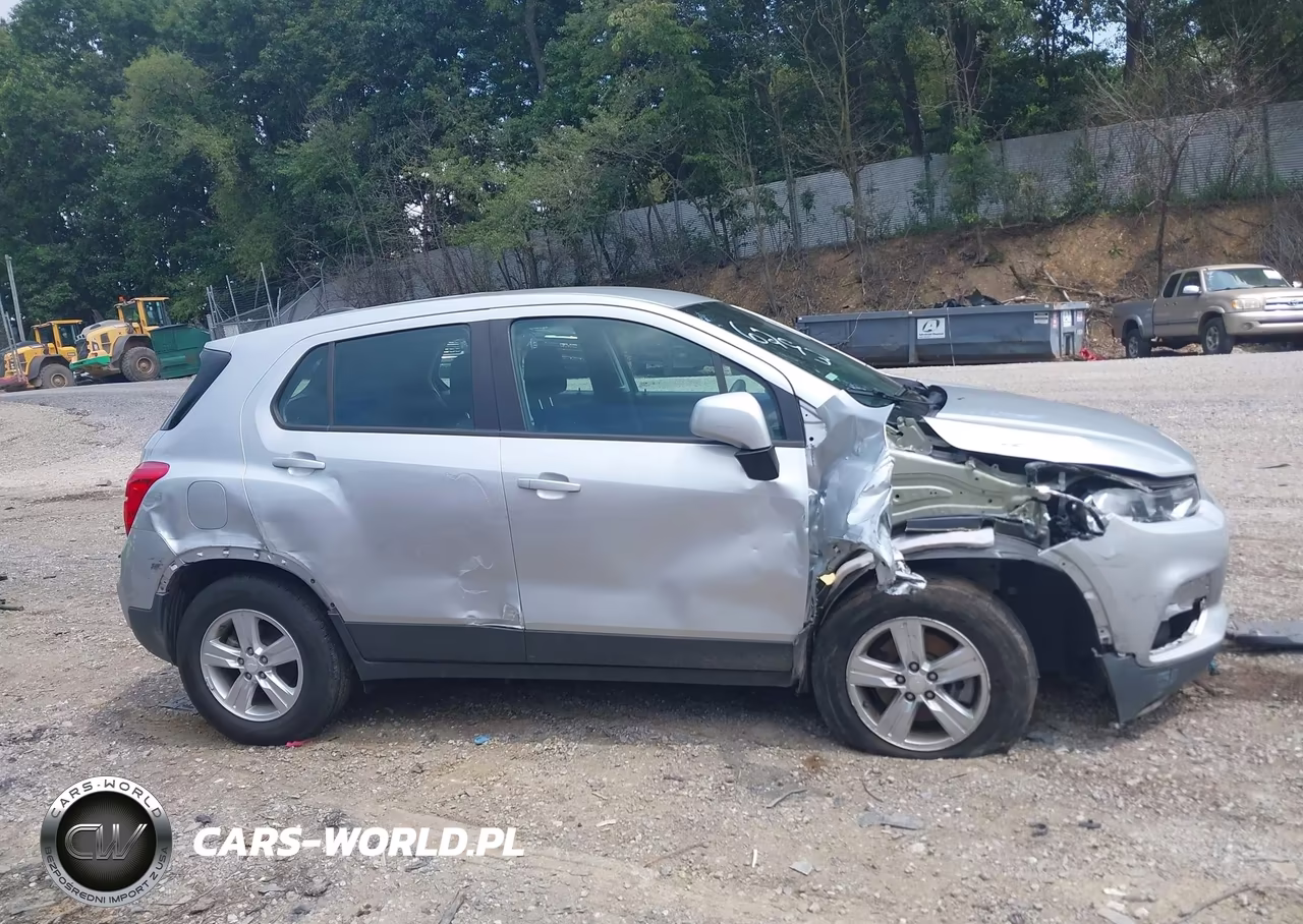 2018 Chevrolet Trax Ls VIN:3GNCJNSB6JL246293 - 13