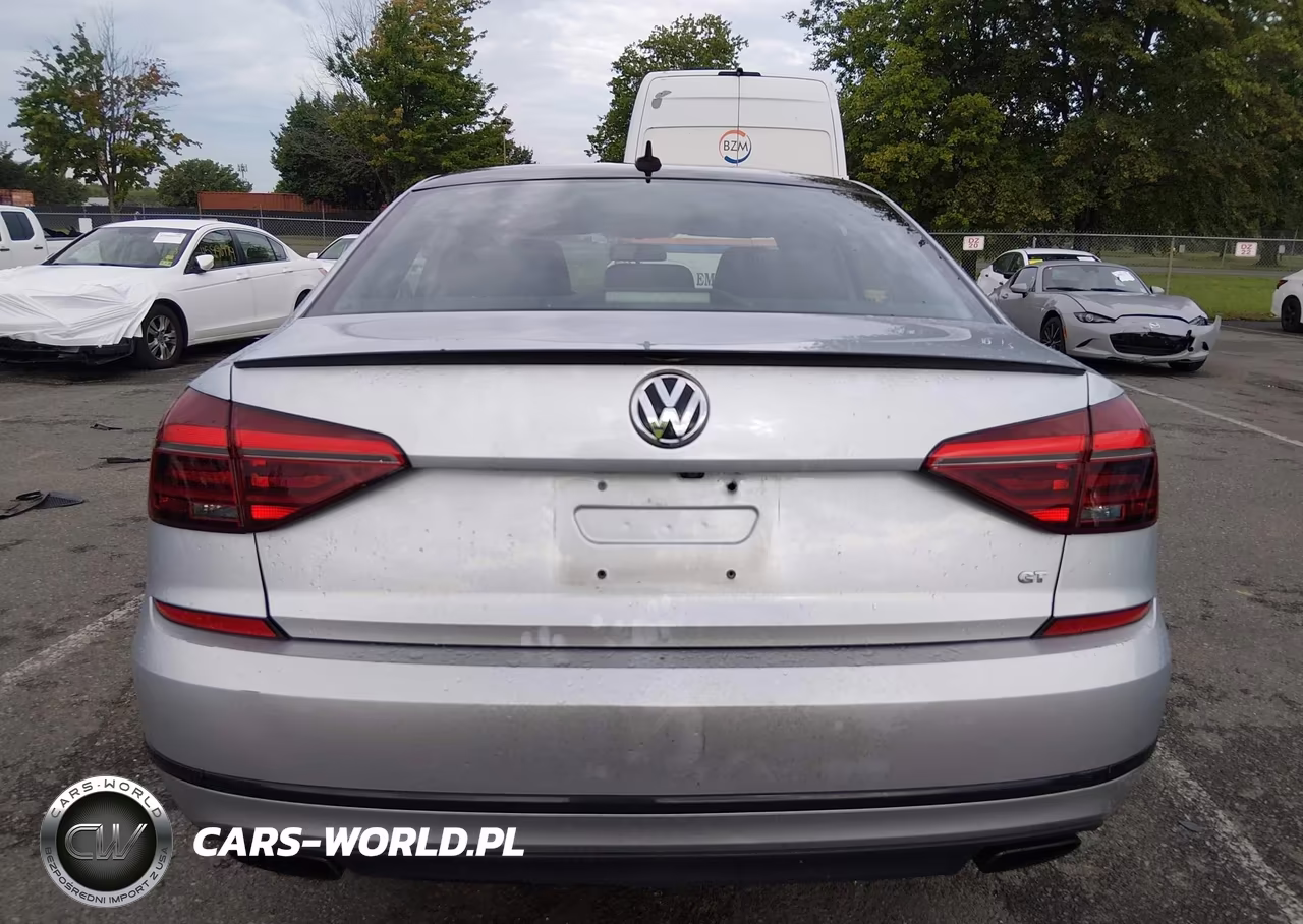2018 Volkswagen Passat 3.6L V6 Gt VIN:1VWJM7A37JC051924 - 16
