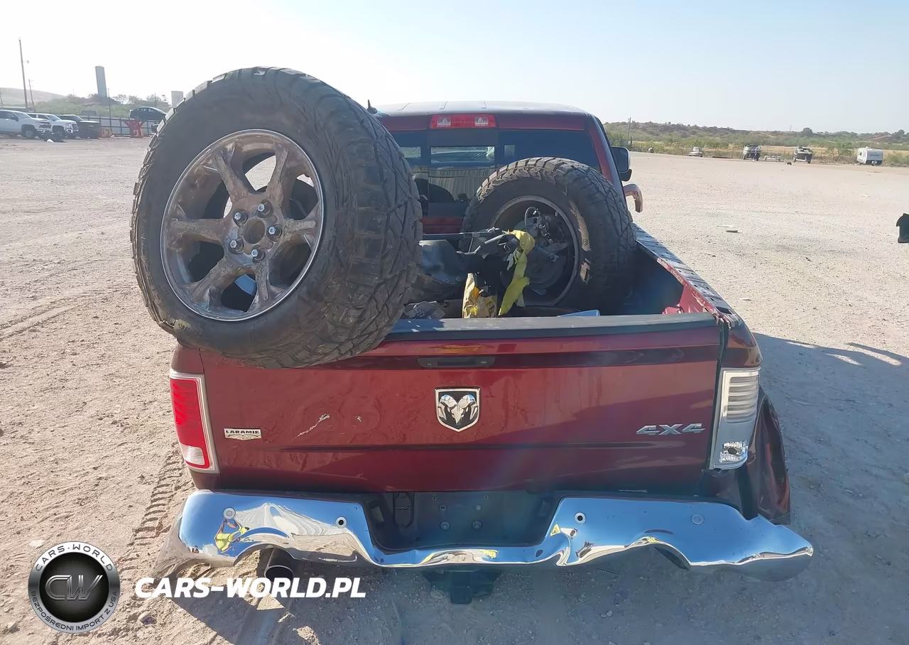 2017 Ram 1500 Laramie 4X4 5'7 Box VIN:1C6RR7NT3HS719758 - 17