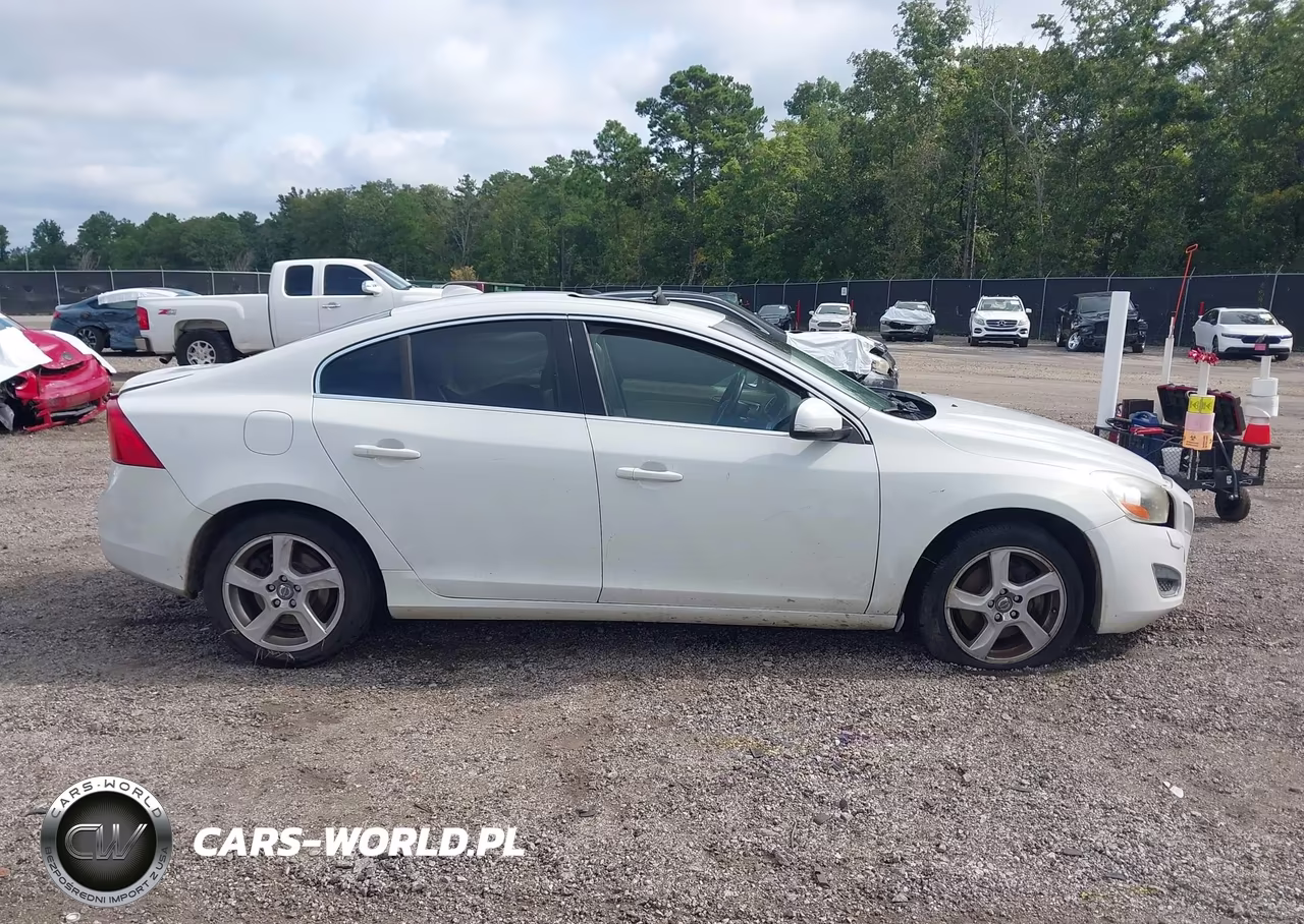 2012 Volvo S60 T5 VIN:YV1622FS5C2146079 - 13