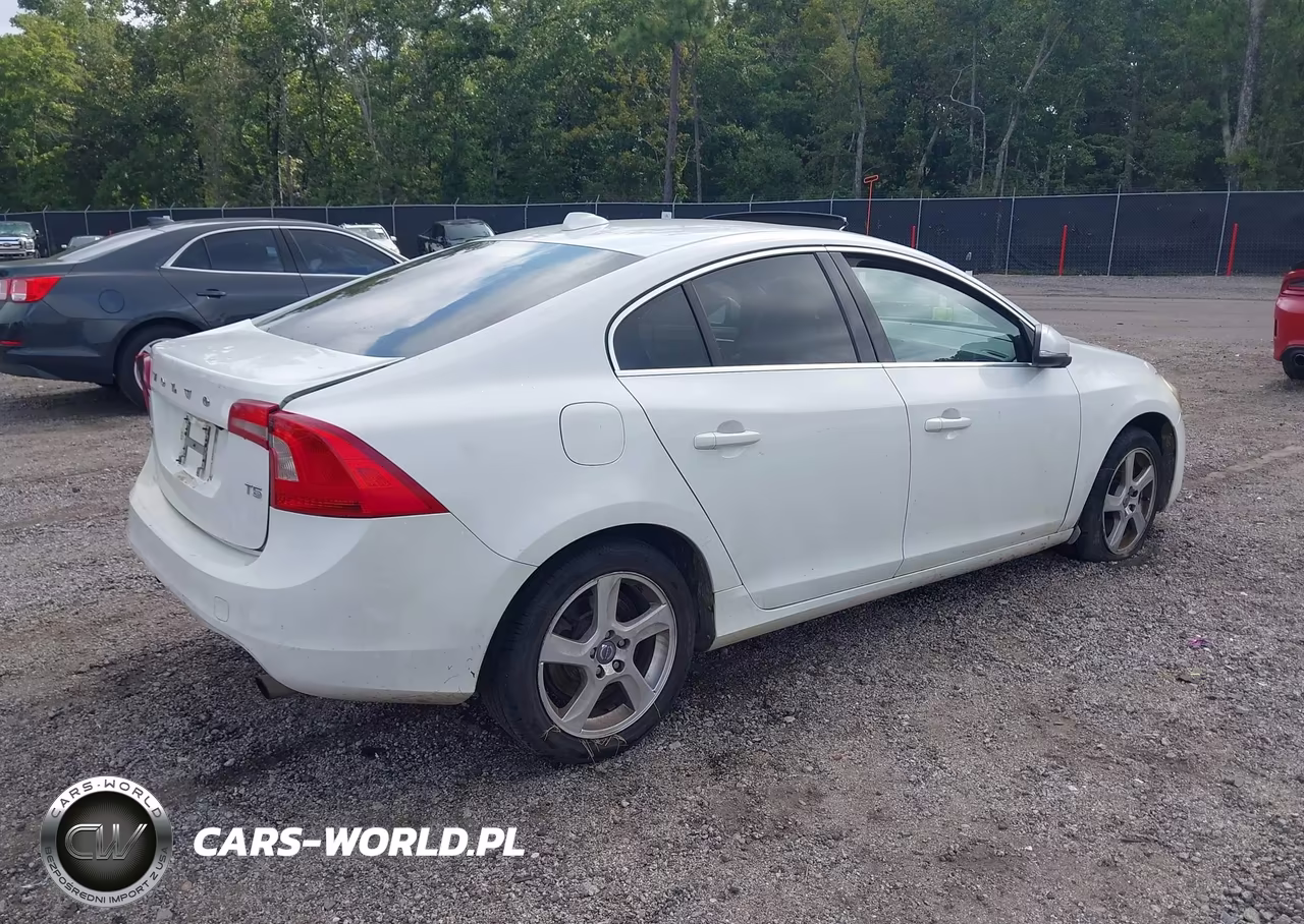 2012 Volvo S60 T5 VIN:YV1622FS5C2146079 - 4