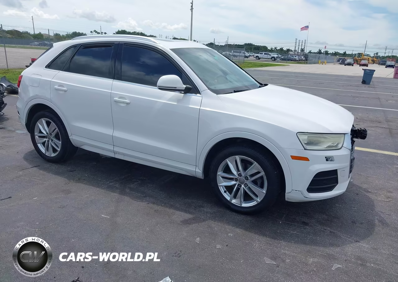 2016 Audi Q3 2.0T Premium Plus VIN:WA1BFCFS2GR009770 - 1