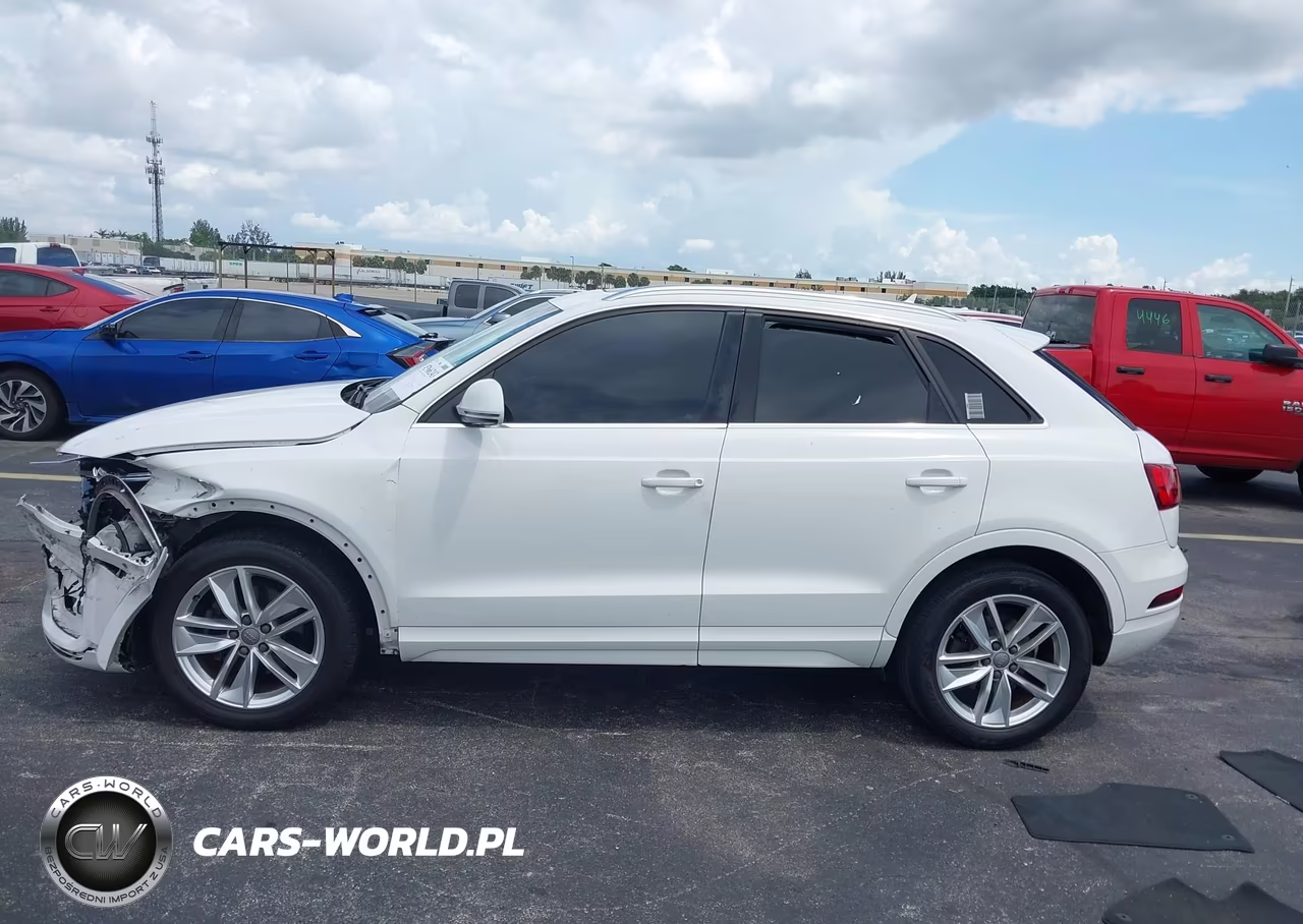2016 Audi Q3 2.0T Premium Plus VIN:WA1BFCFS2GR009770 - 14