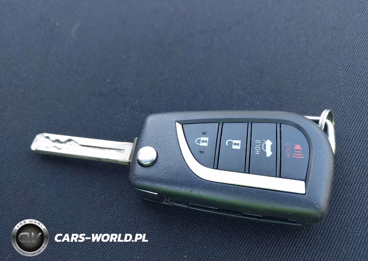 2018 Toyota Camry Se VIN:4T1B11HK0JU618975 - 11