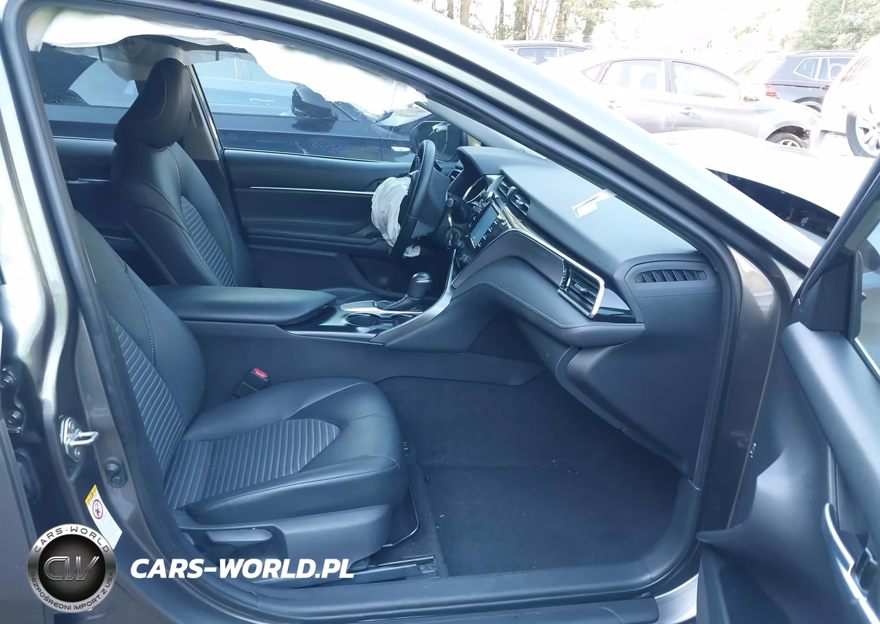 2018 Toyota Camry Se VIN:4T1B11HK0JU618975 - 5