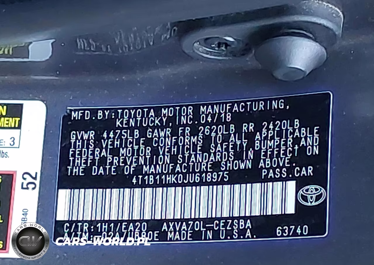 2018 Toyota Camry Se VIN:4T1B11HK0JU618975 - 9