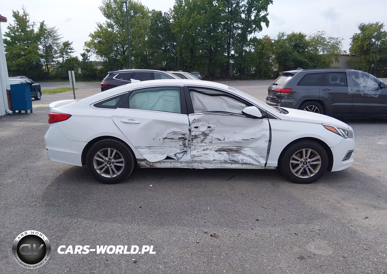 2016 Hyundai Sonata Se VIN:5NPE24AFXGH279092 - 13