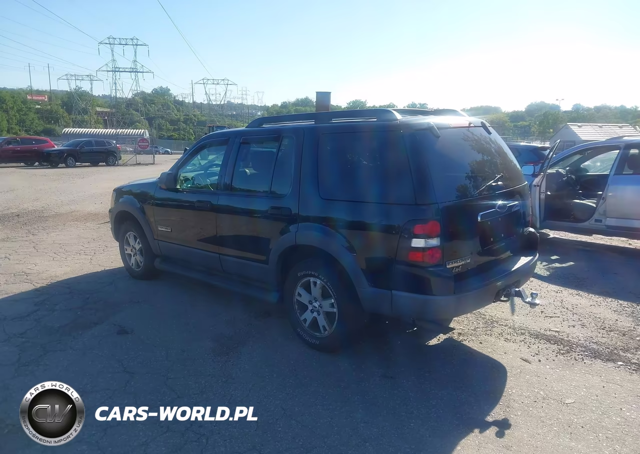 2006 Ford Explorer Xlt VIN:1FMEU73E06UA02533 - 3