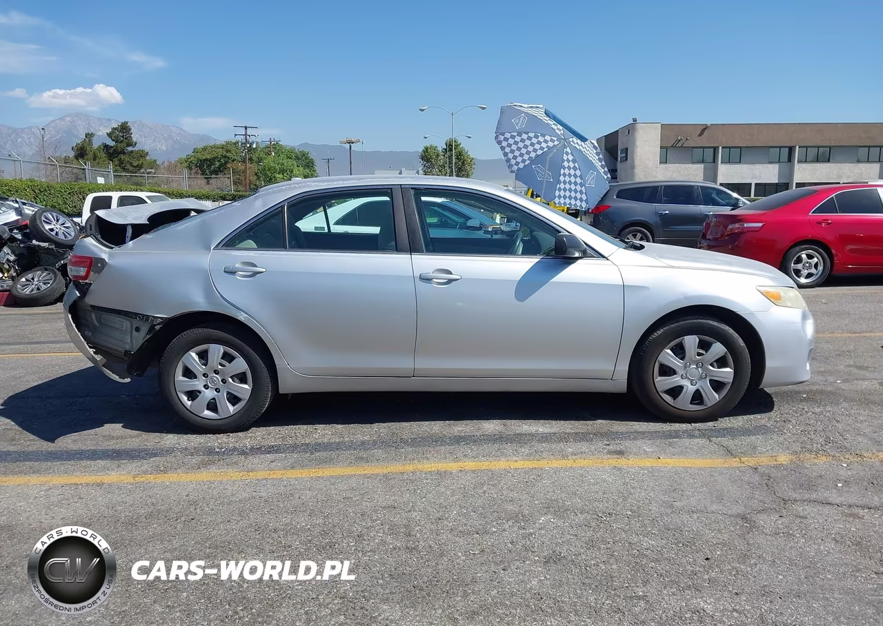2010 Toyota Camry Le VIN:4T1BF3EK2AU078482 - 13