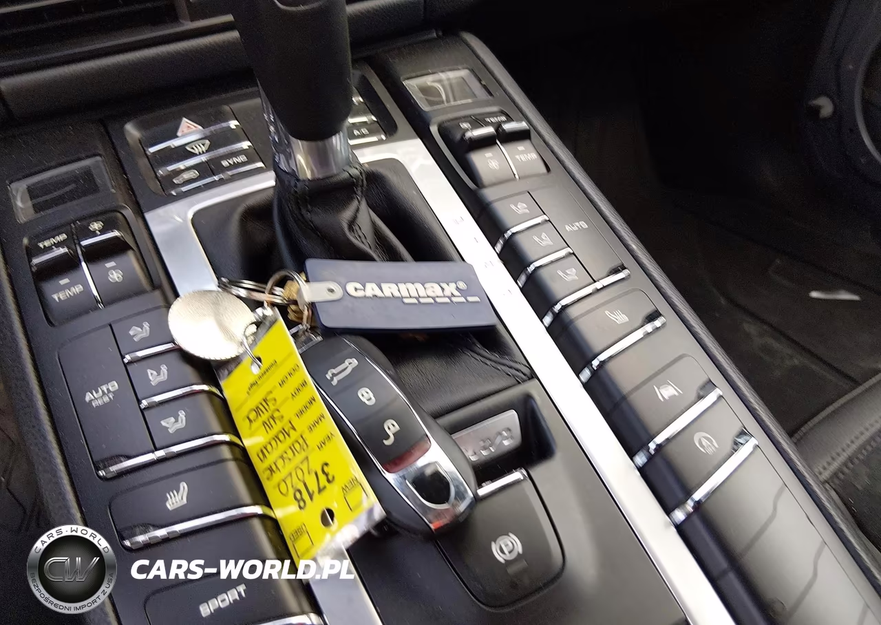 2020 Porsche Macan VIN:WP1AA2A5XLLB06593 - 11
