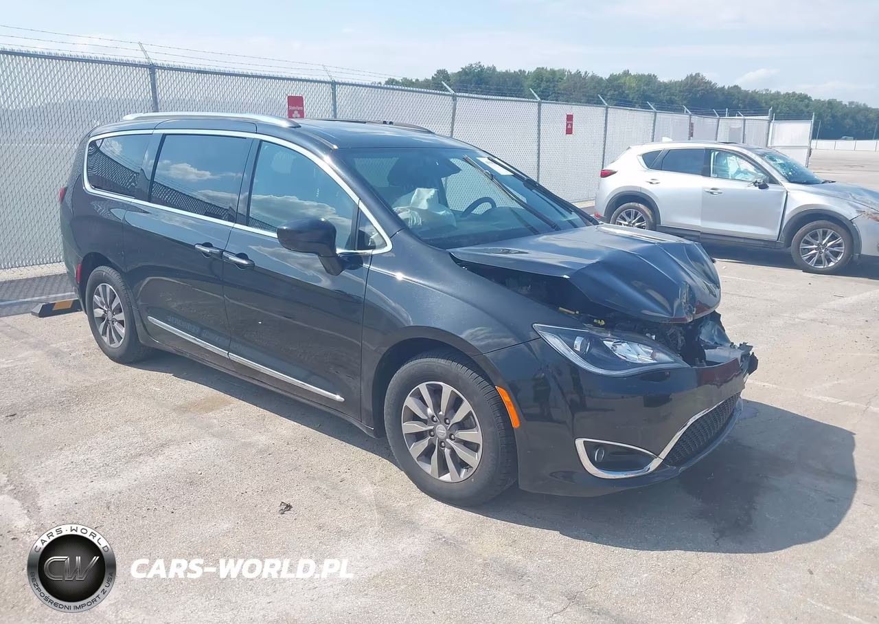 2020 Chrysler Pacifica 35Th Anniversary Touring L Plus VIN:2C4RC1EG7LR101220 - 1