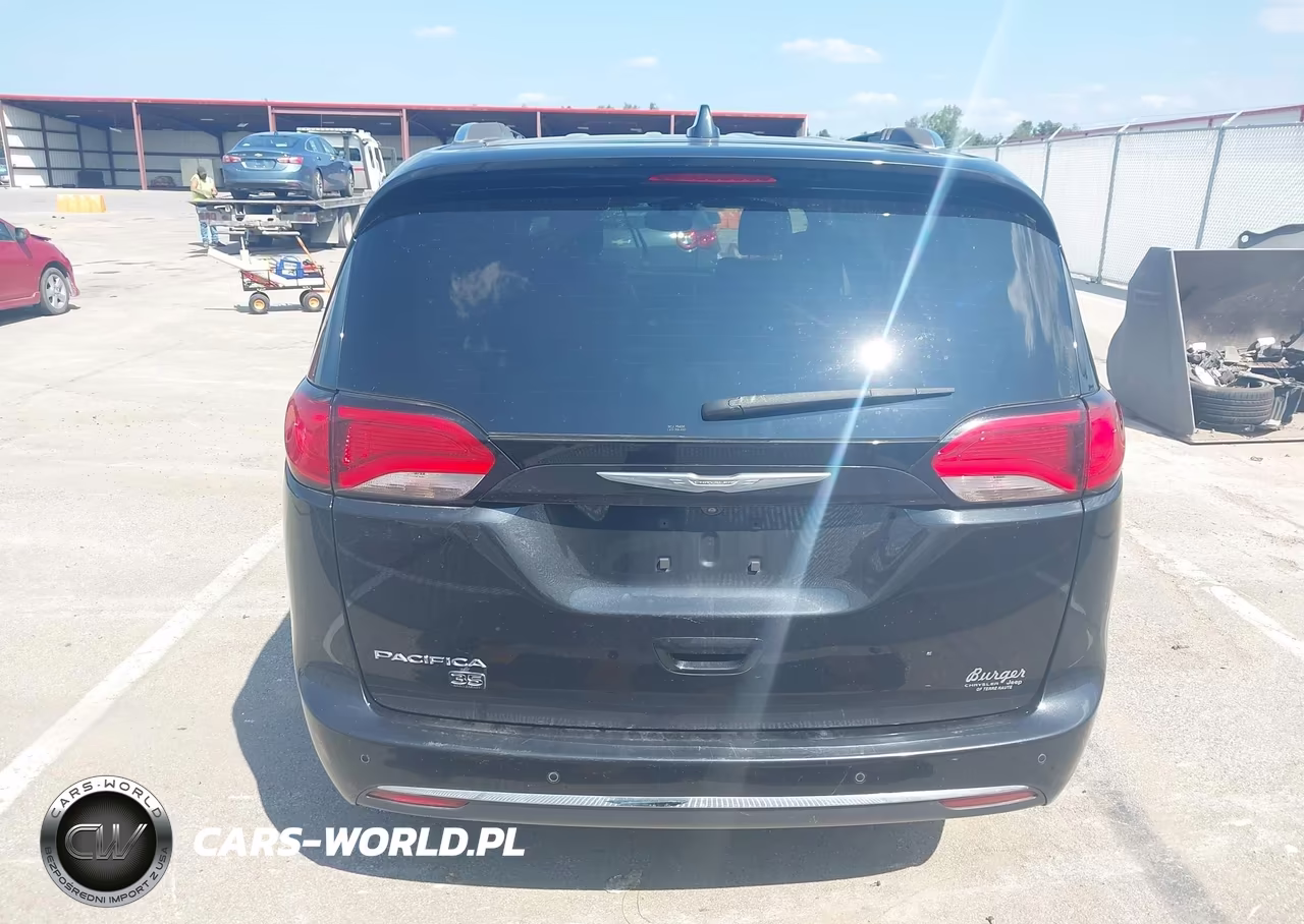 2020 Chrysler Pacifica 35Th Anniversary Touring L Plus VIN:2C4RC1EG7LR101220 - 16