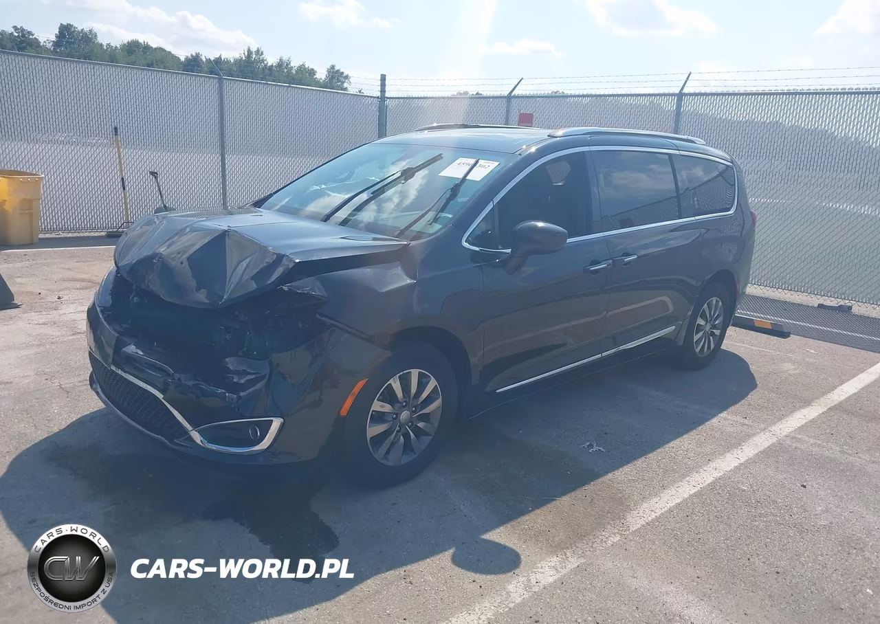 2020 Chrysler Pacifica 35Th Anniversary Touring L Plus VIN:2C4RC1EG7LR101220 - 2