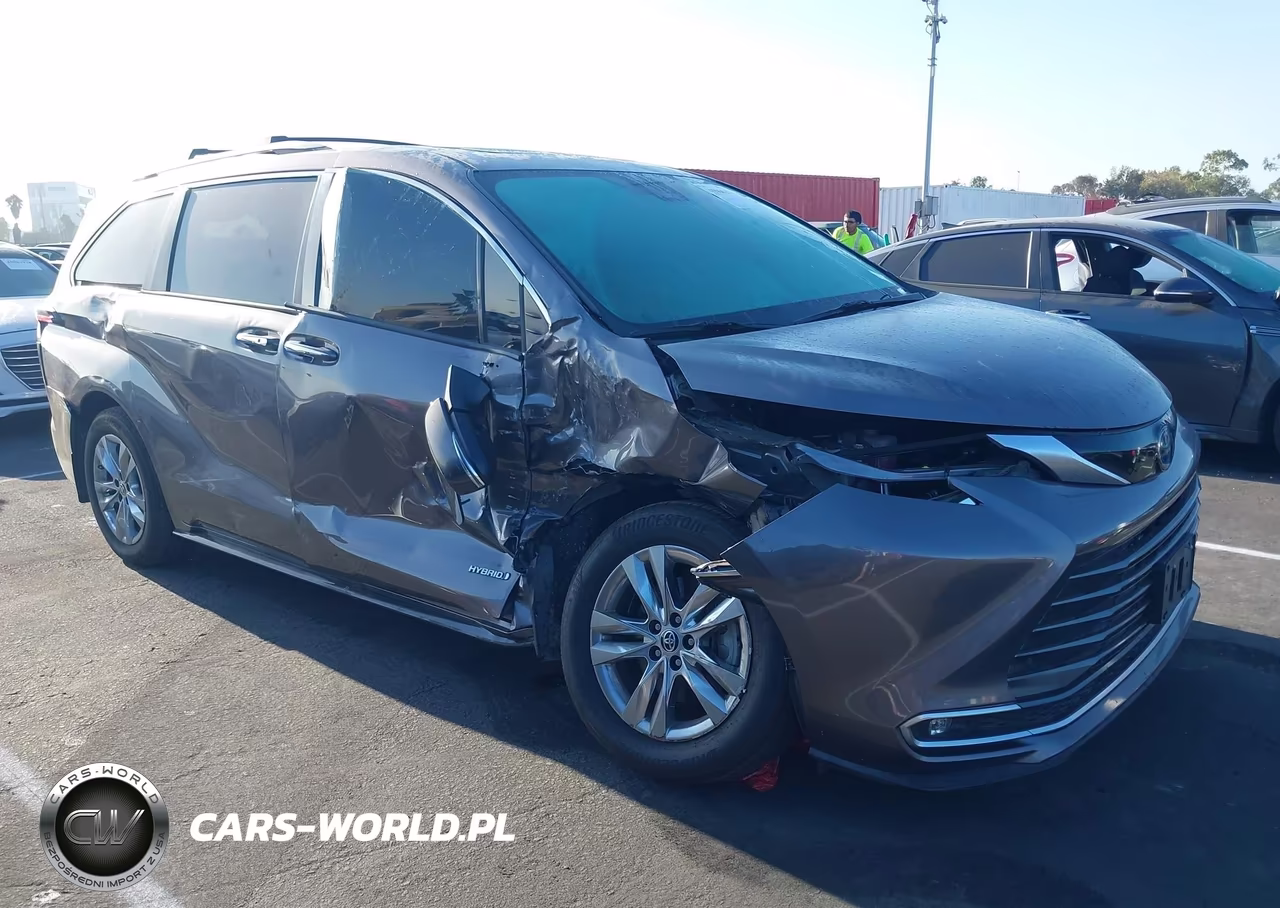 2021 Toyota Sienna Limited
