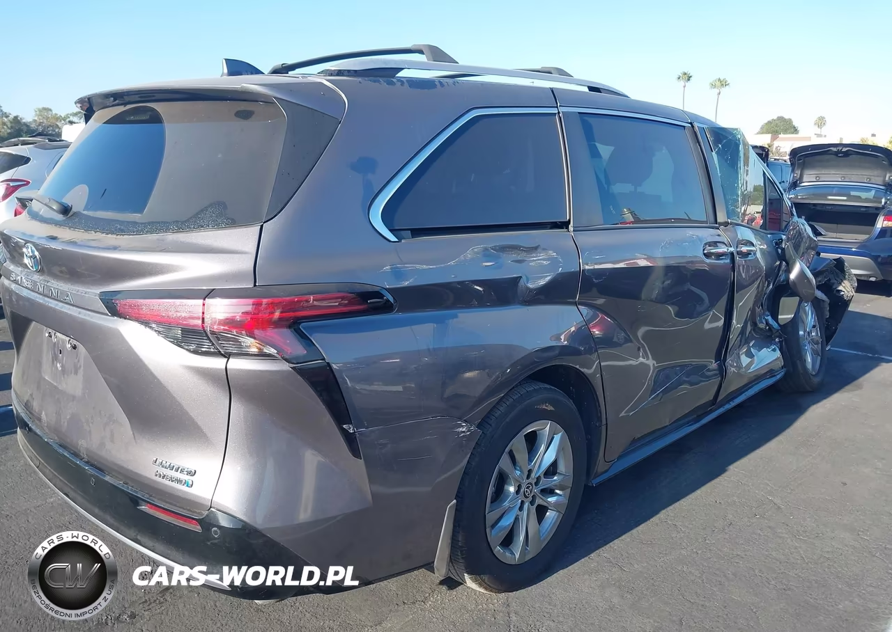 2021 Toyota Sienna Limited VIN:5TDZRKECXMS057935 - 4
