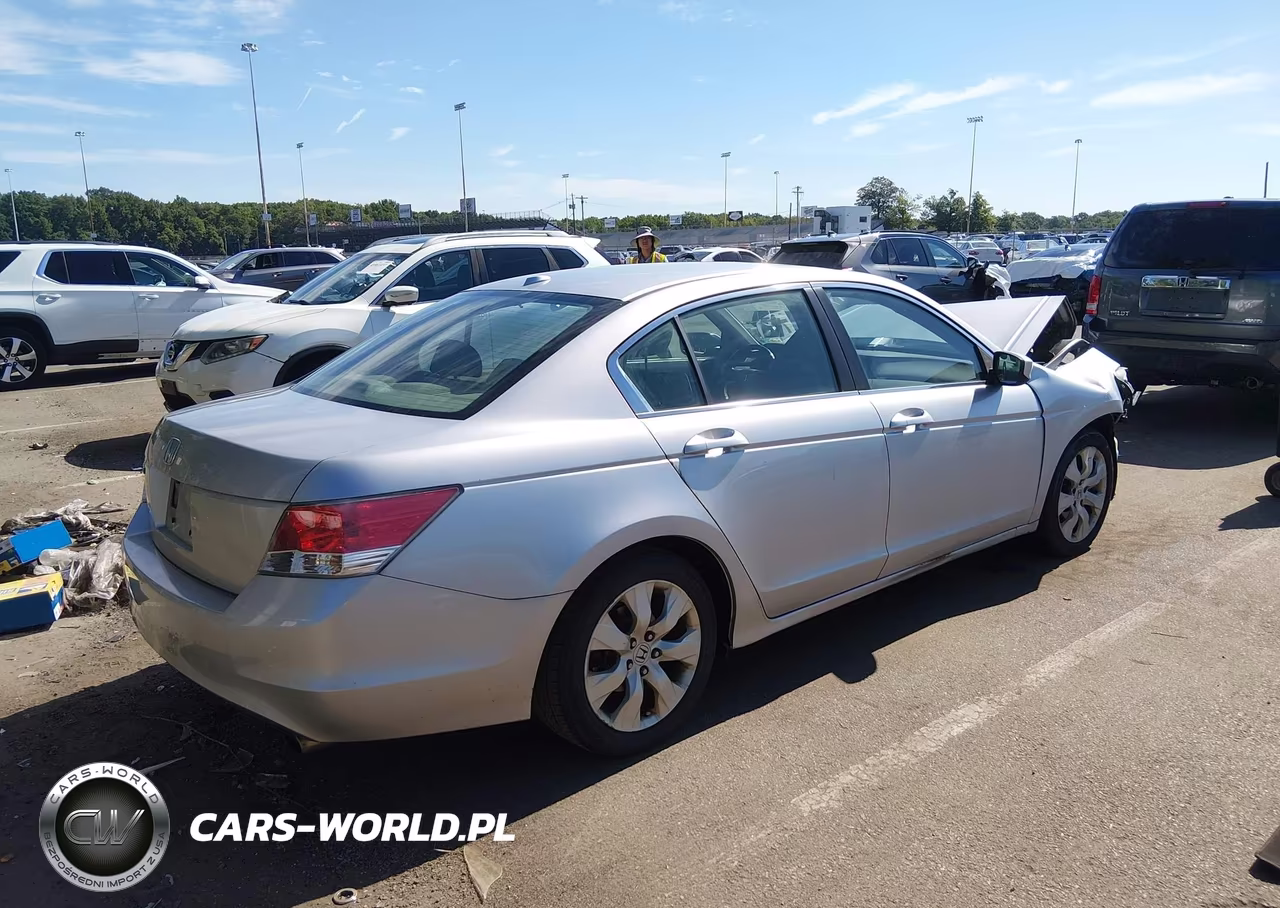 2010 Honda Accord 2.4 Ex-L VIN:1HGCP2F84AA165015 - 4