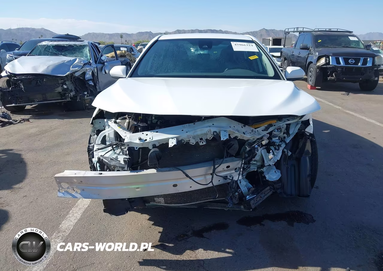 2022 Toyota Camry Le VIN:4T1C11AK9NU025331 - 13