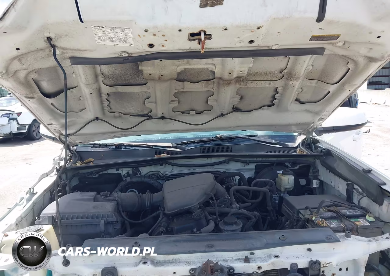2016 Toyota Tacoma Sr VIN:5TFAX5GN5GX054328 - 10