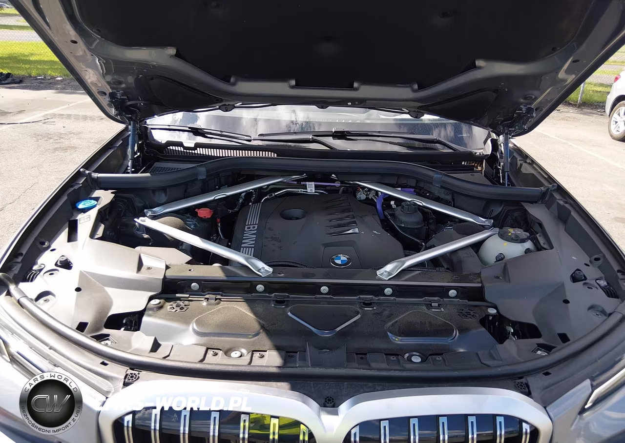 2026 BMW X7 xDrive40I VIN:5UX23EM06T9026429 - 10