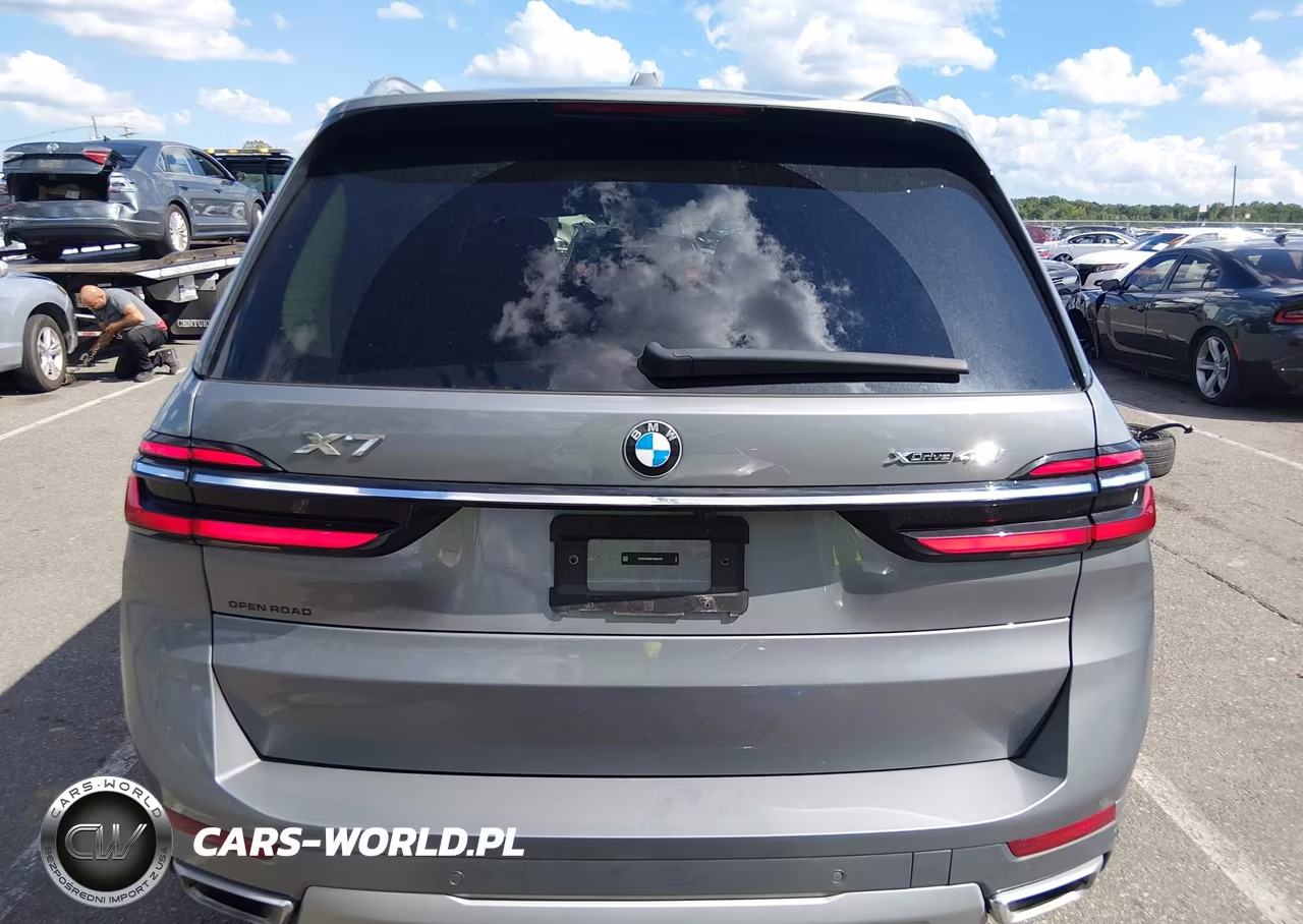 2026 BMW X7 xDrive40I VIN:5UX23EM06T9026429 - 16
