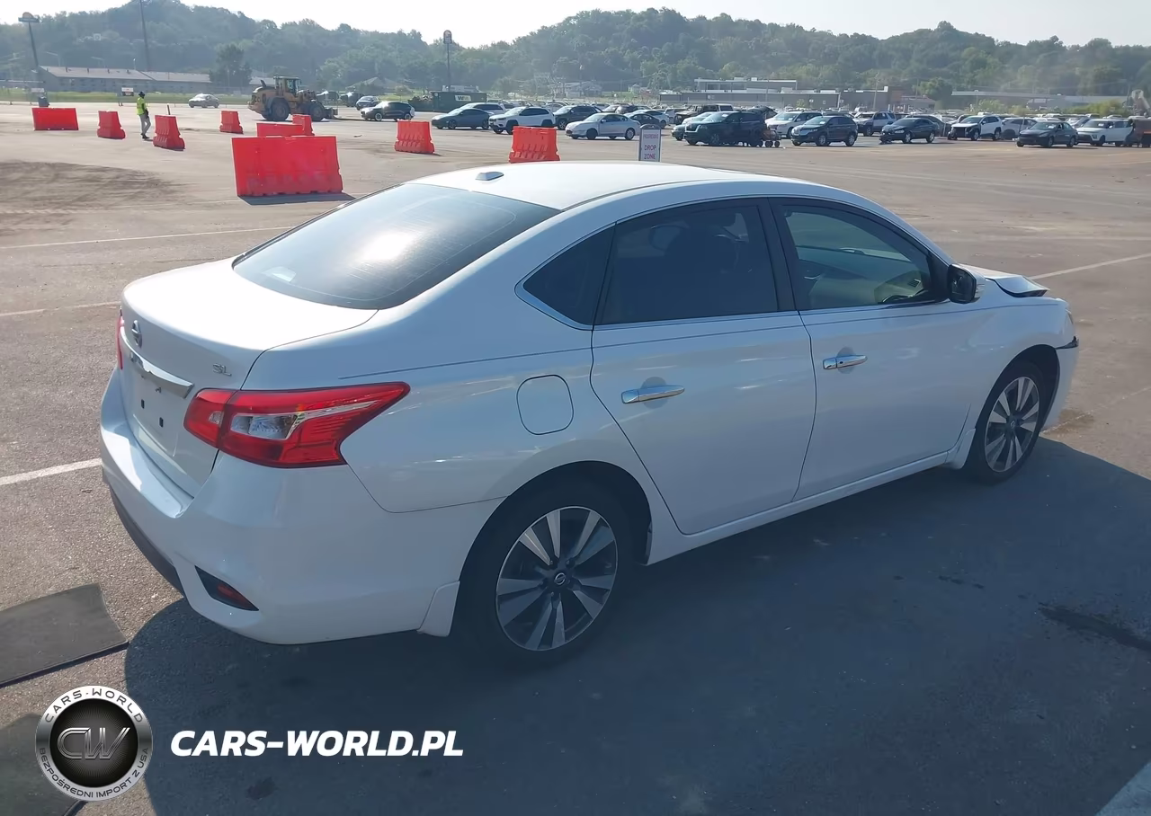 2018 Nissan Sentra Sl VIN:3N1AB7AP6JY217260 - 4
