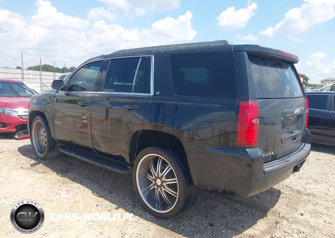 2018 Chevrolet Tahoe Lt VIN:1GNSCBKC5JR104684 - 3