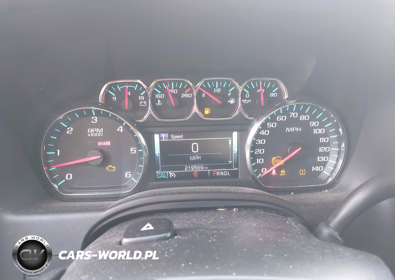 2018 Chevrolet Tahoe Lt VIN:1GNSCBKC5JR104684 - 7