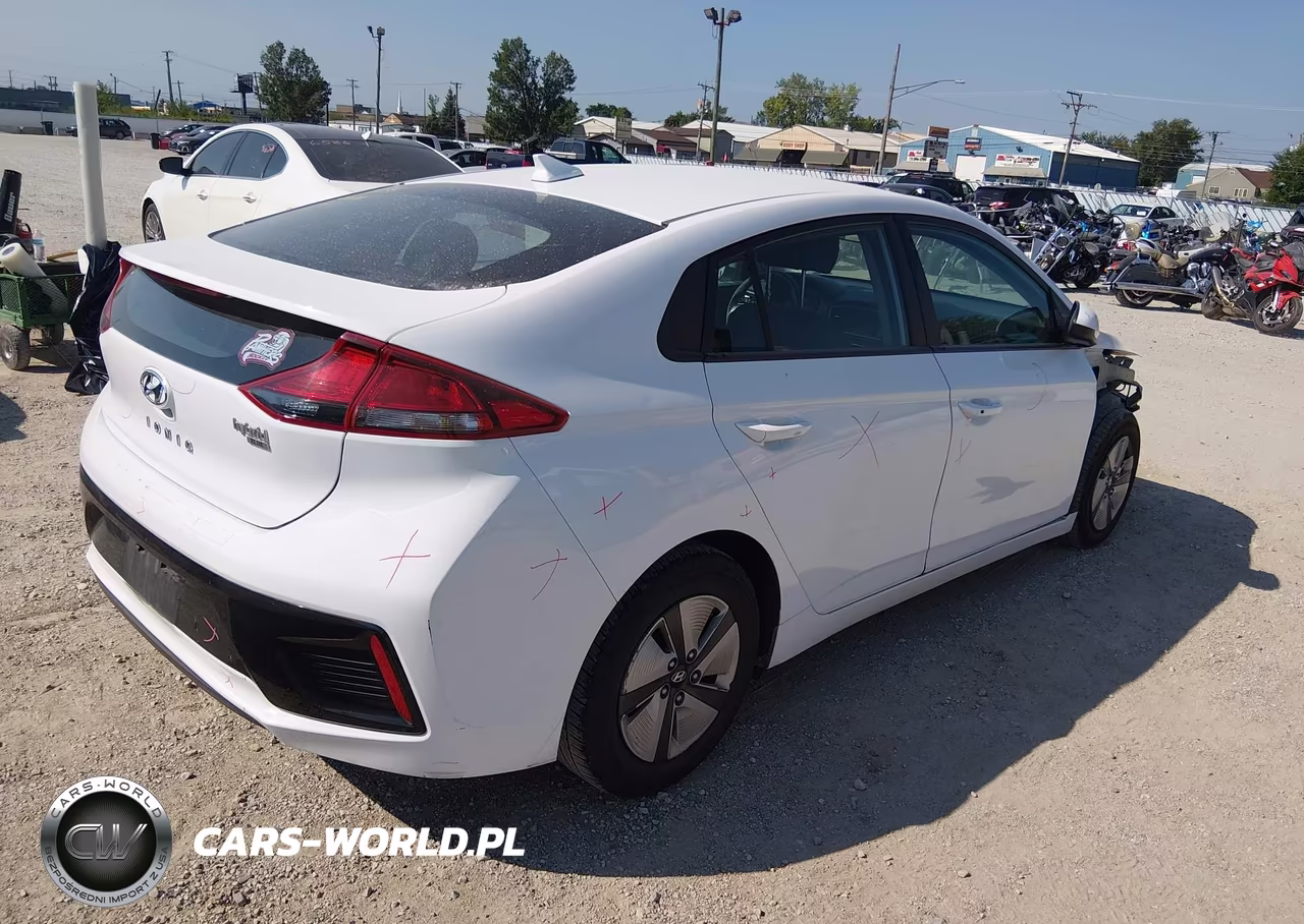 2017 Hyundai Ioniq Hybrid Blue VIN:KMHC65LC9HU030970 - 4