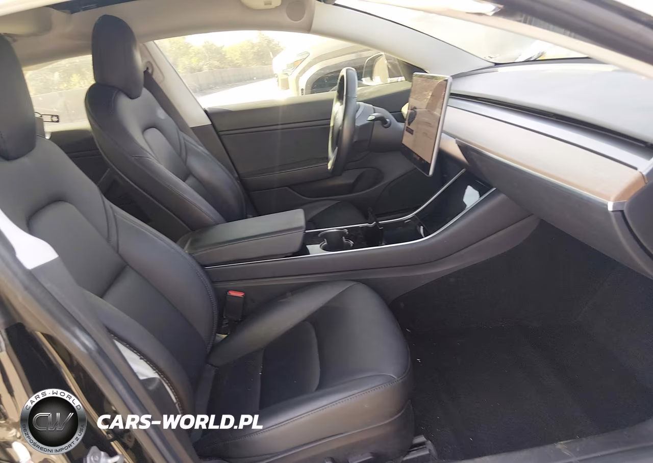 2018 Tesla Model 3 Long Range-Performance VIN:5YJ3E1EB6JF082673 - 5