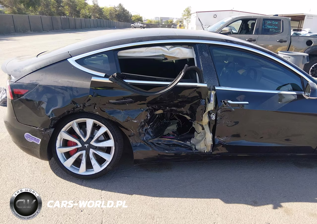 2018 Tesla Model 3 Long Range-Performance VIN:5YJ3E1EB6JF082673 - 6