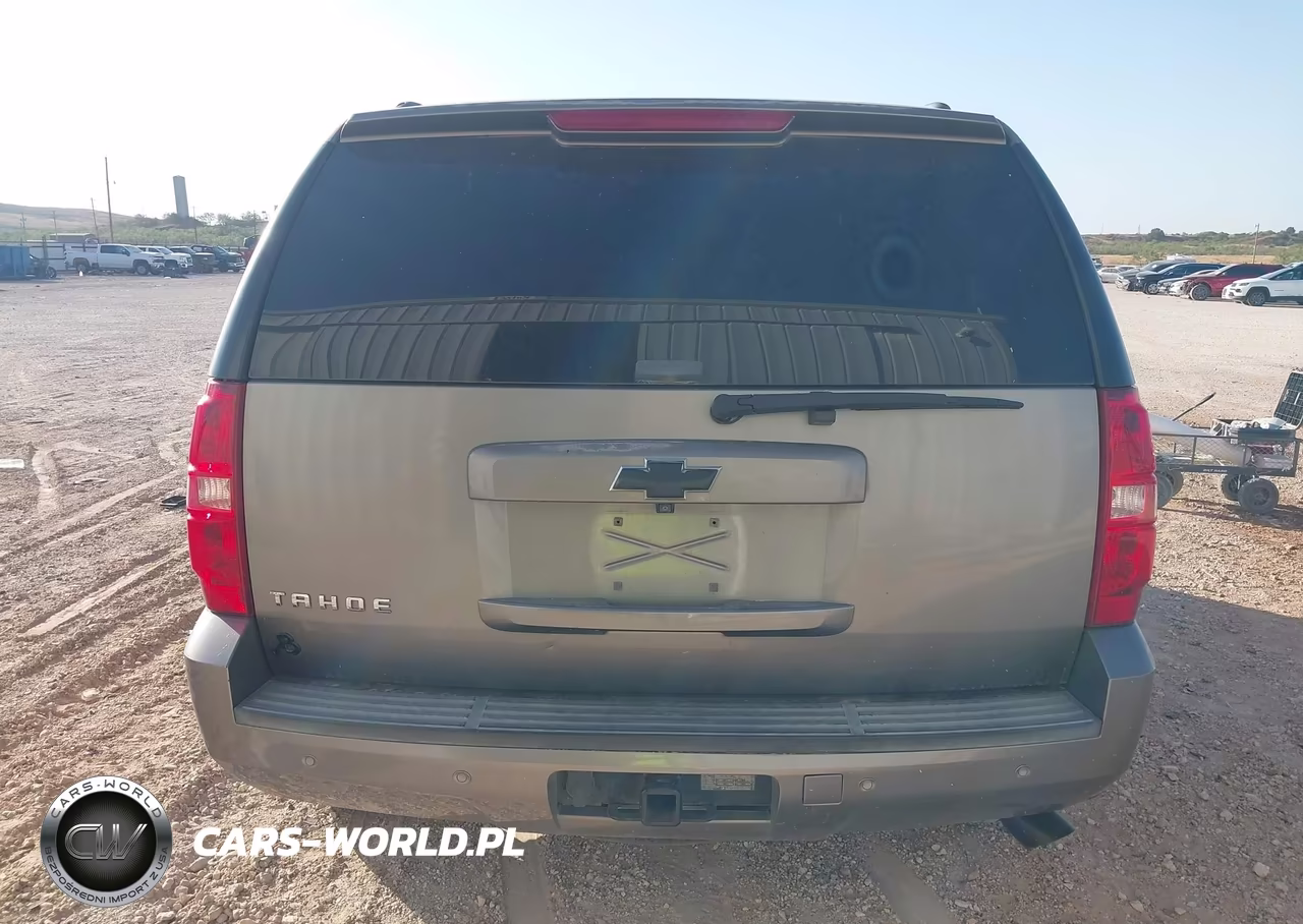 2009 Chevrolet Tahoe Ls VIN:1GNFC13CX9R200364 - 16