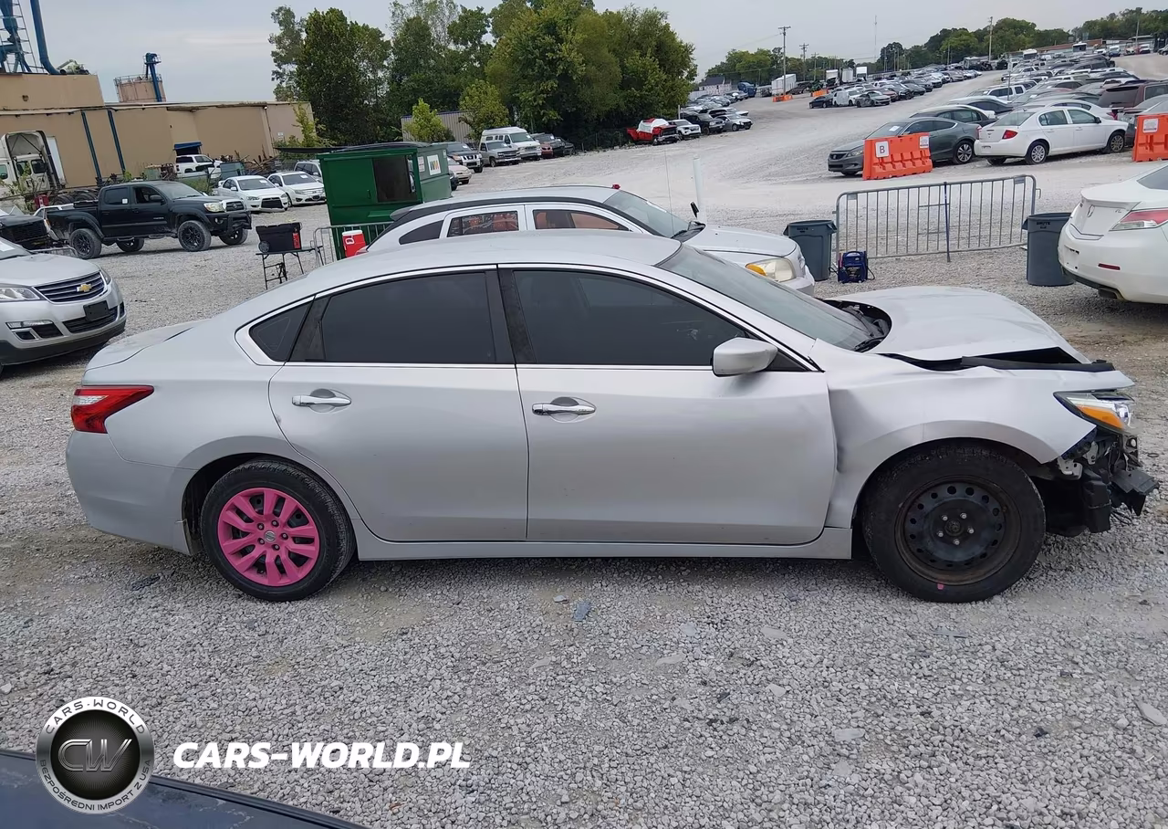 2017 Nissan Altima 2.5 S VIN:1N4AL3AP2HC144786 - 14