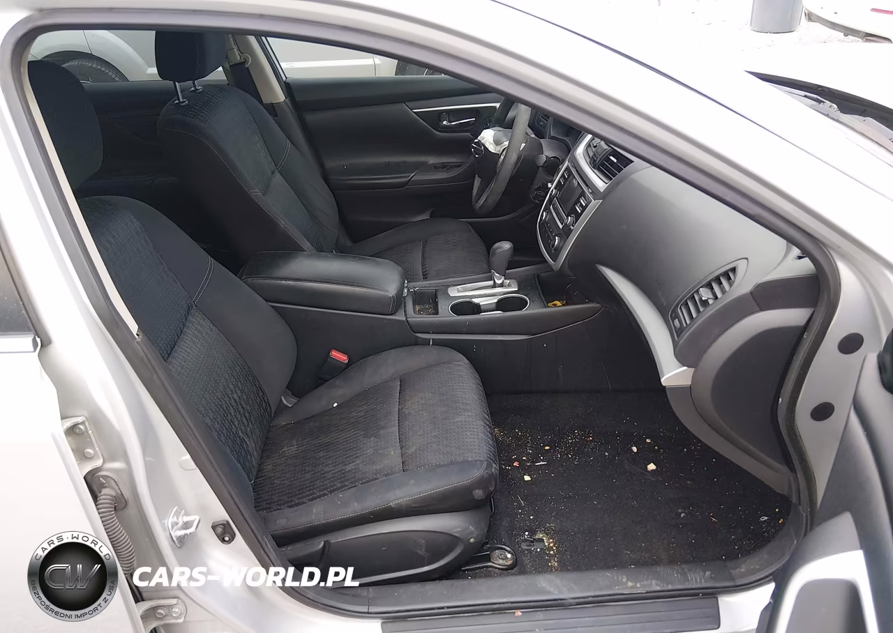 2017 Nissan Altima 2.5 S VIN:1N4AL3AP2HC144786 - 5